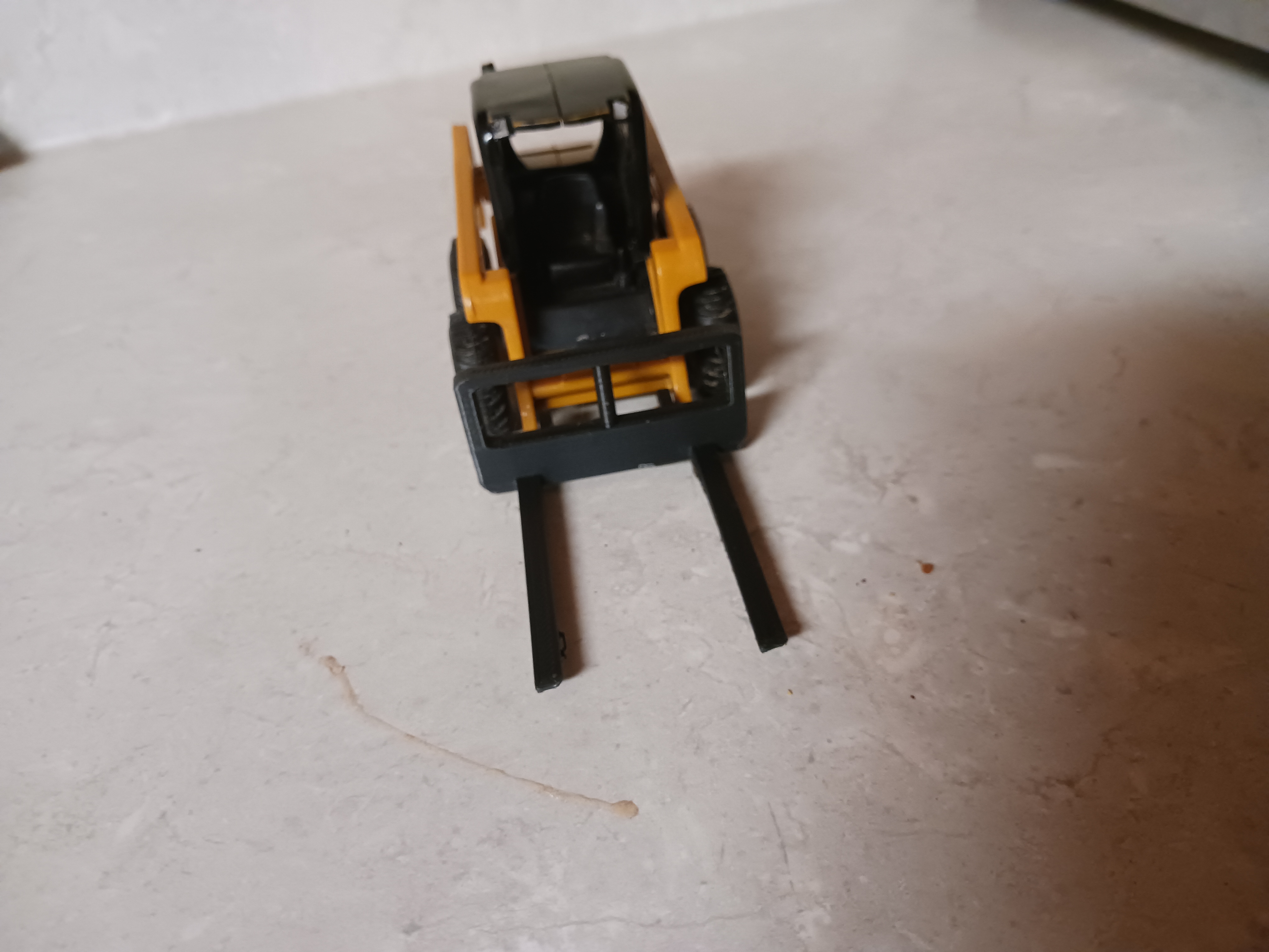Ertl skidloader fork attachment