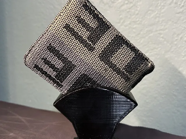 Wallet Stand