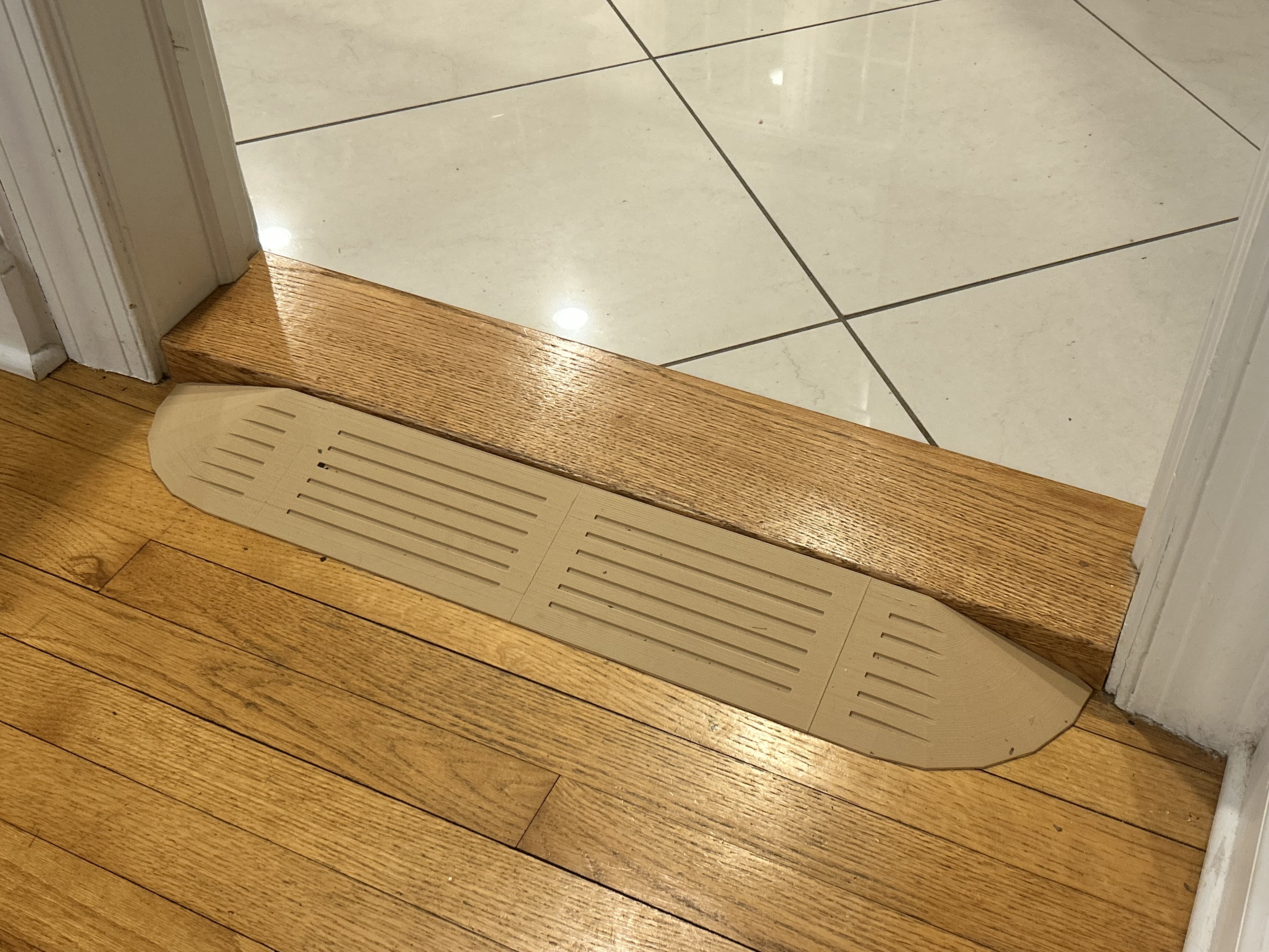 RoboVac Accessibility Door Threshold Ramp (1" Height-Scalable, Multi-Width)