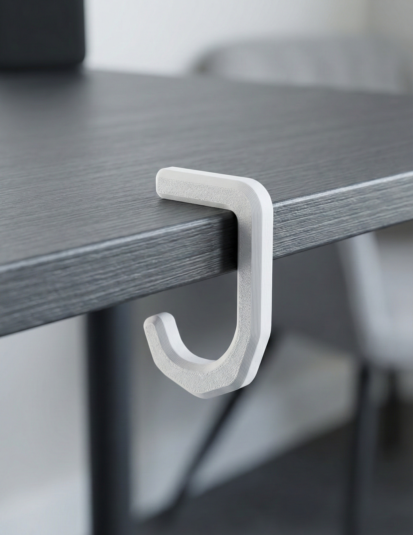 Ultra Portable Table Hook for Backpacks & Handbags — miniatura 2