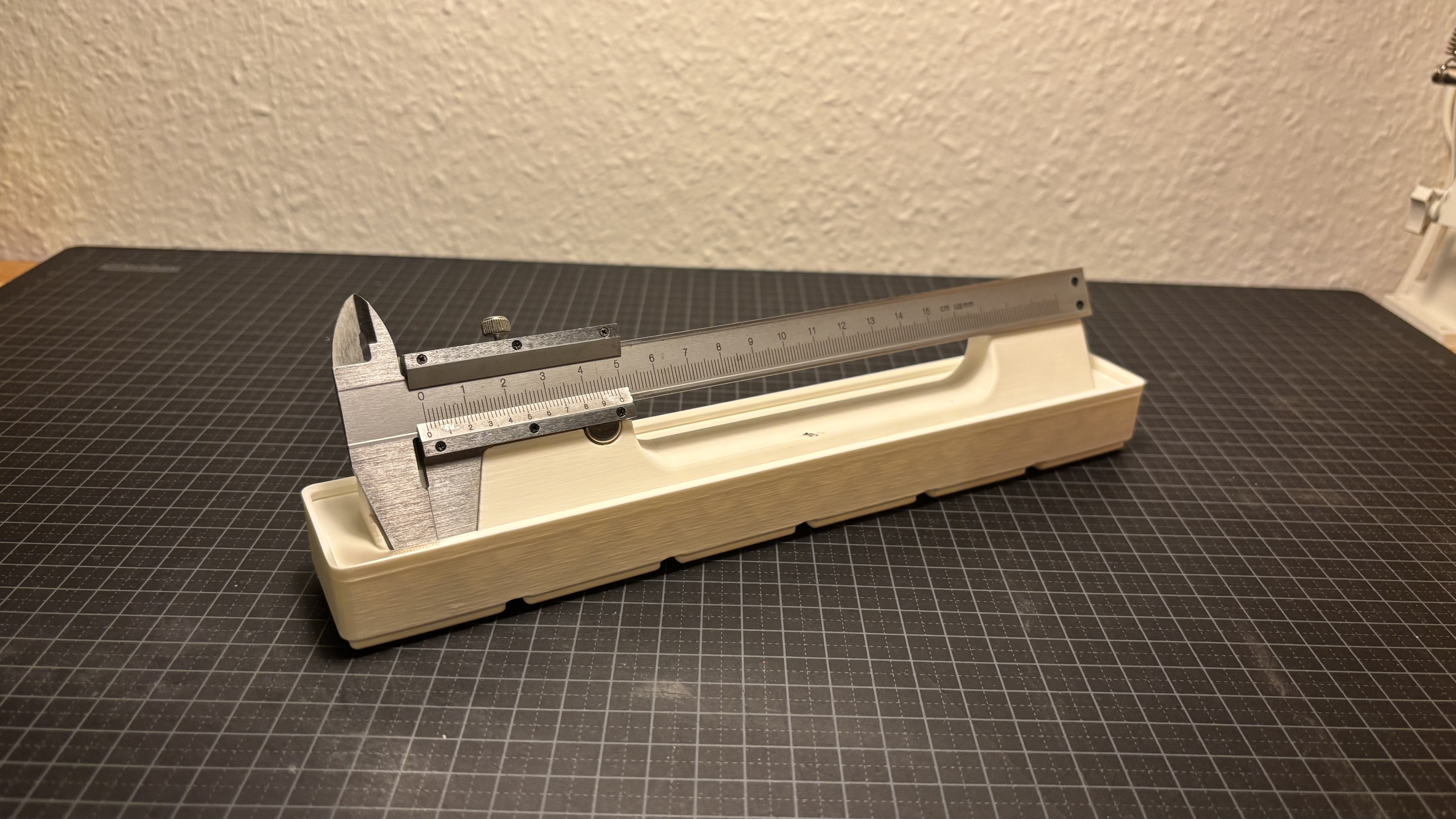 Caliper holder gridfinity 1x6