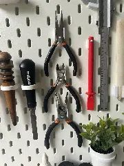 Plier holder for IKEA Skadis (SUMS)