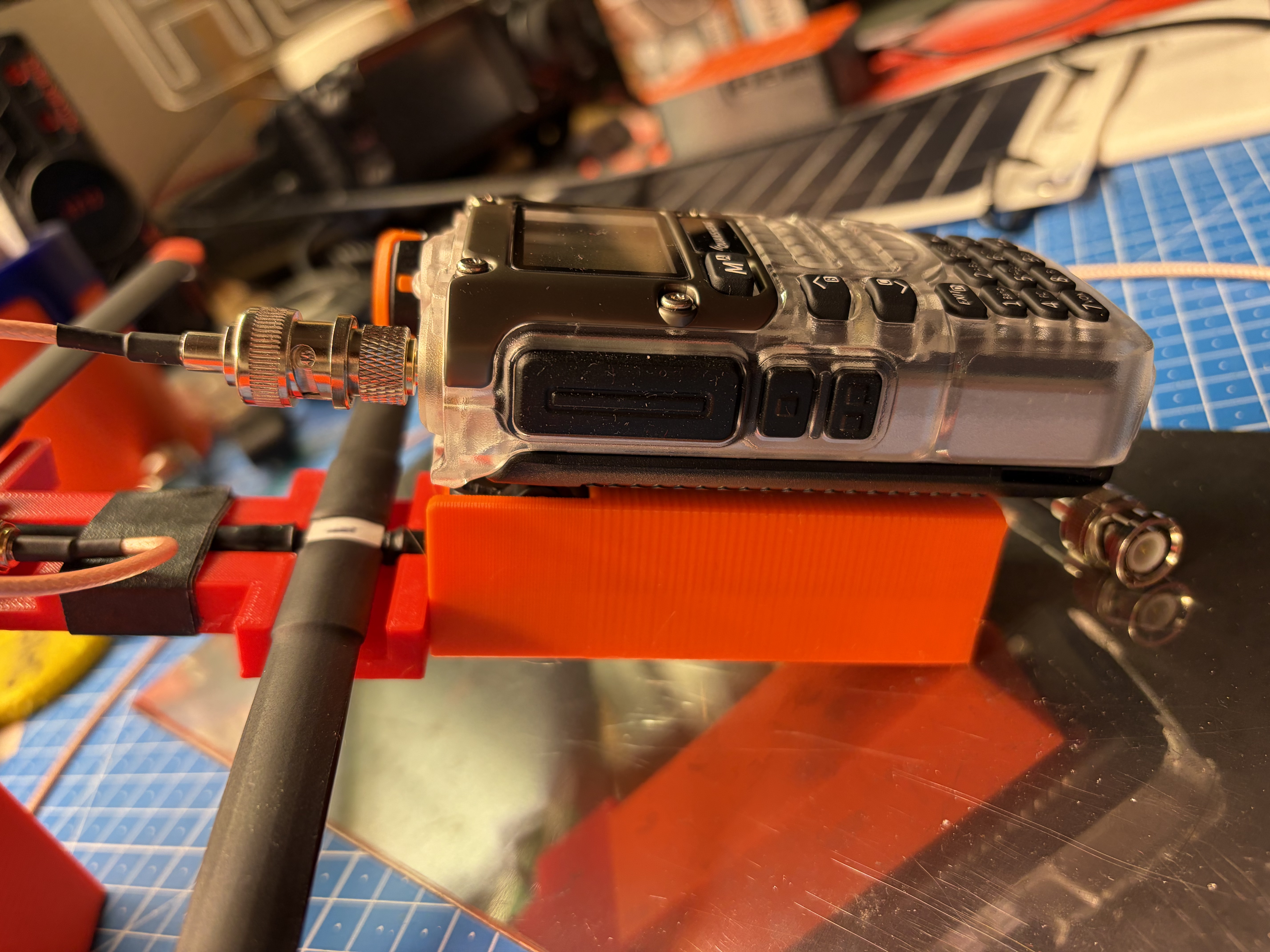 One-Hand Radio Handle Add-on for Draussenfuchs Yagi Antenna