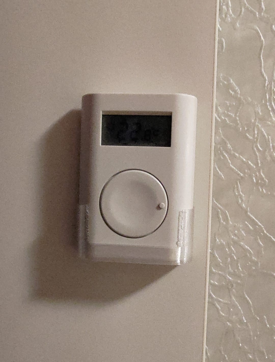 Wall holder for Jablotron Thermostat TP-83