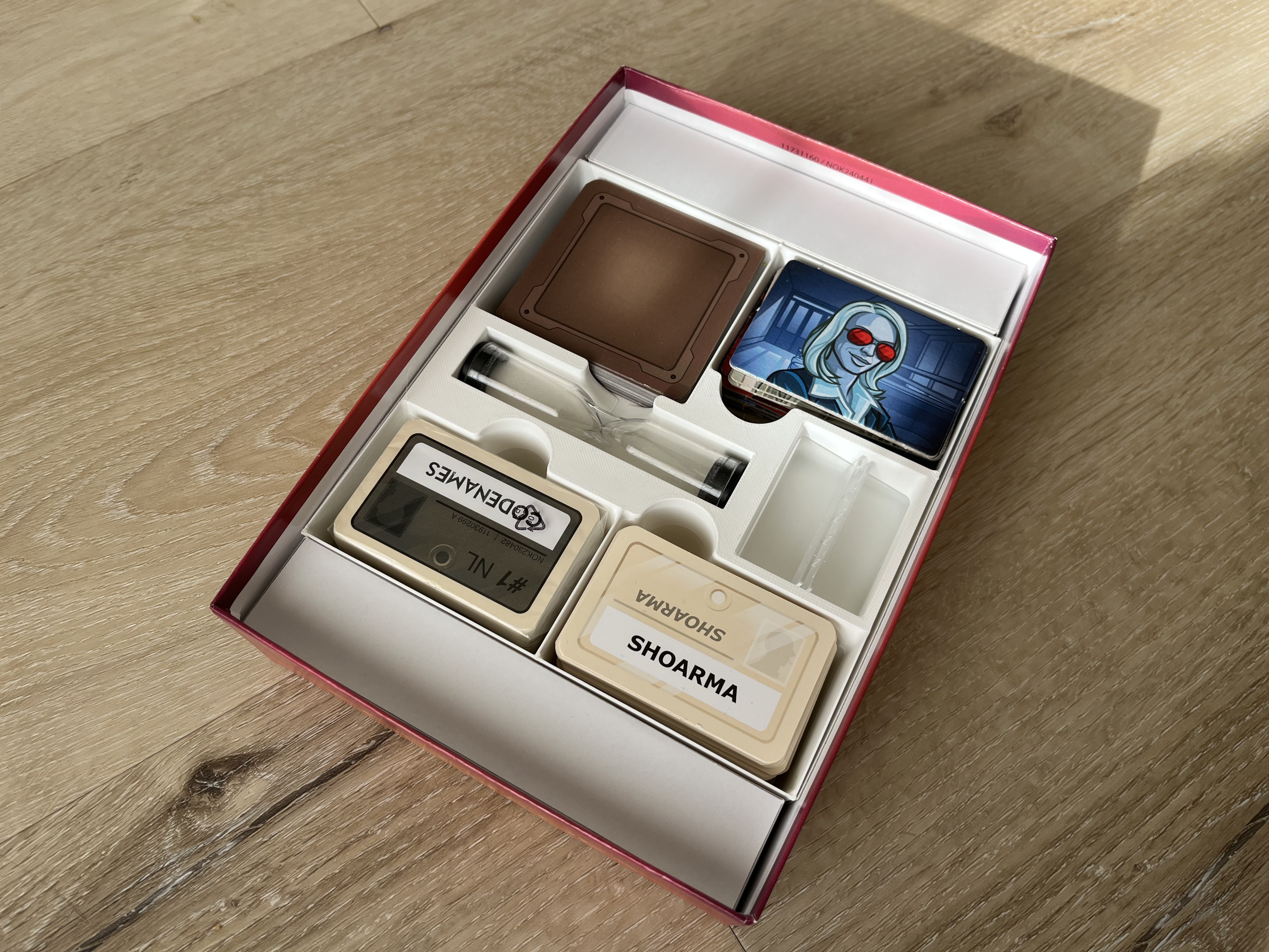 Tray for codenames