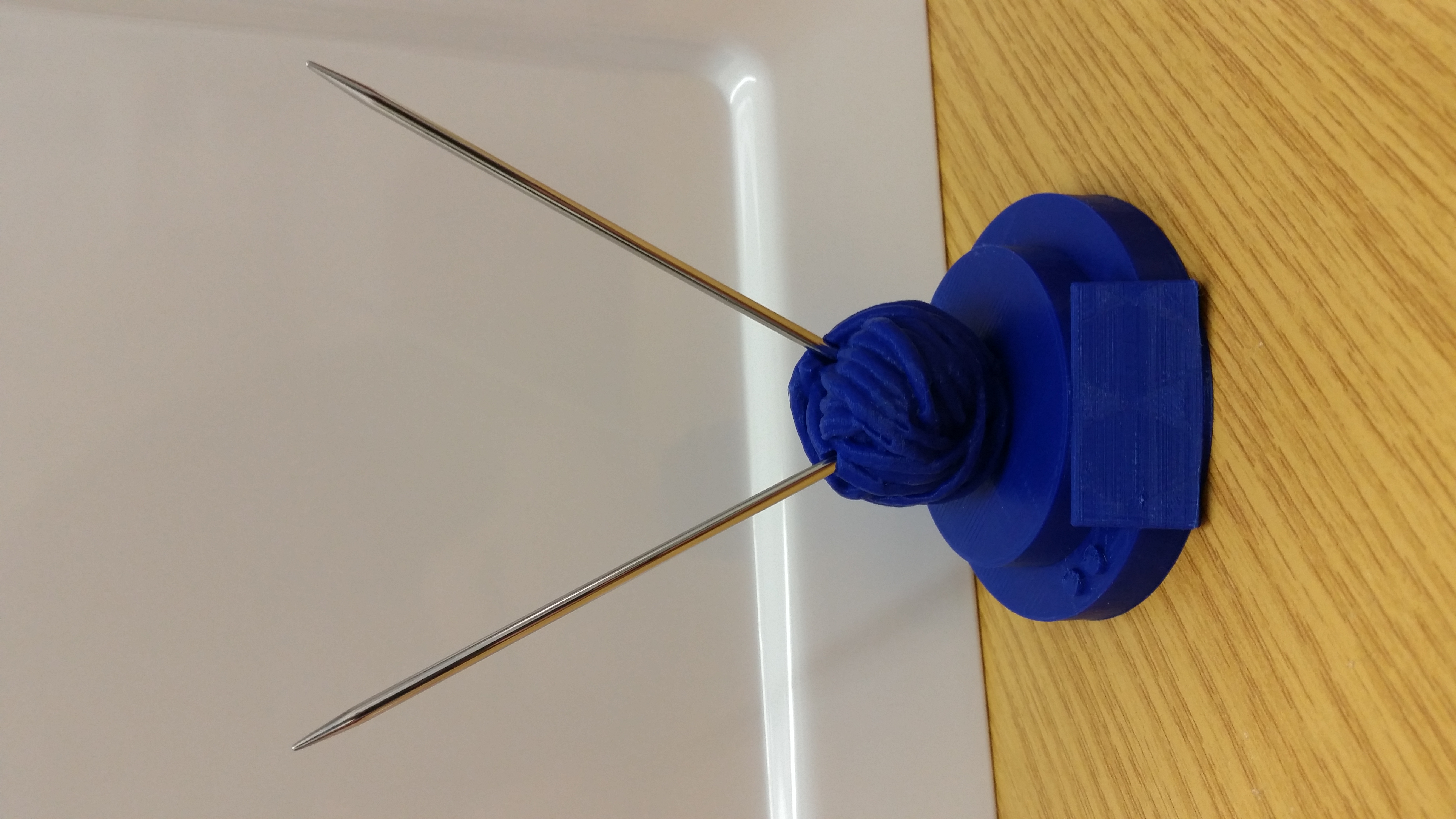 Knitting trophy / Holder for knitting needles — miniatura 3