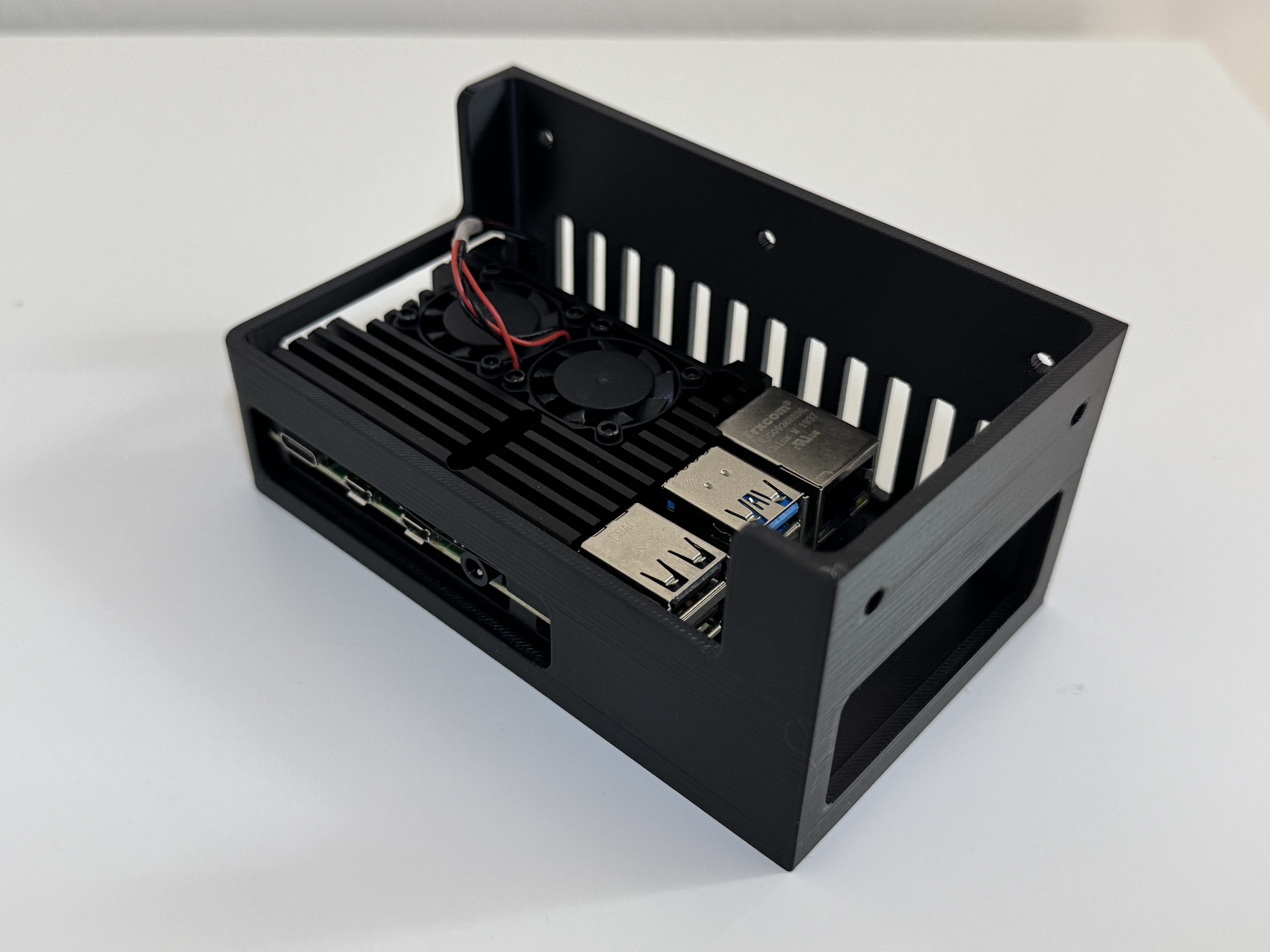 Raspberry Pi holder for 2020 extrusion profiles