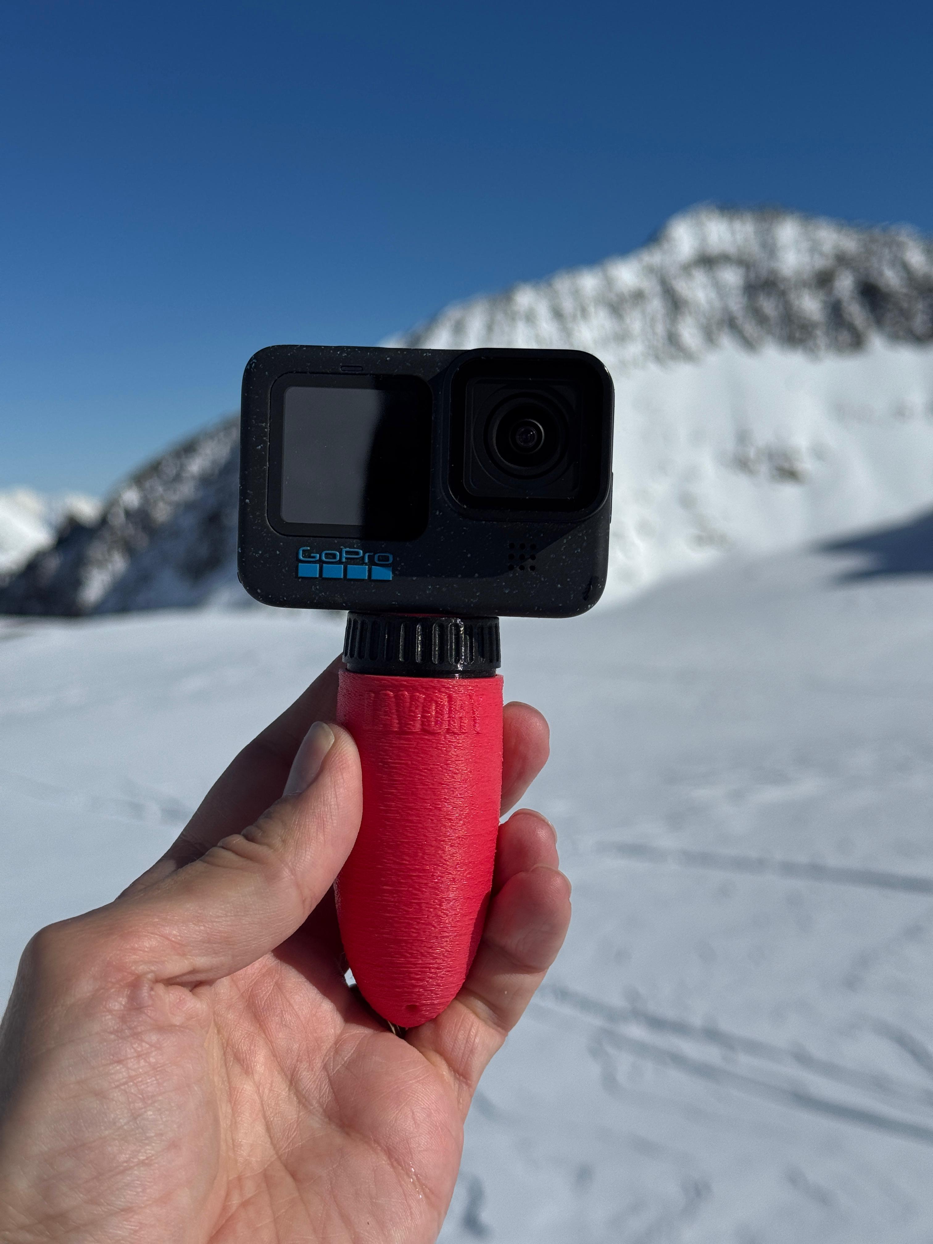 Compact action camera handle