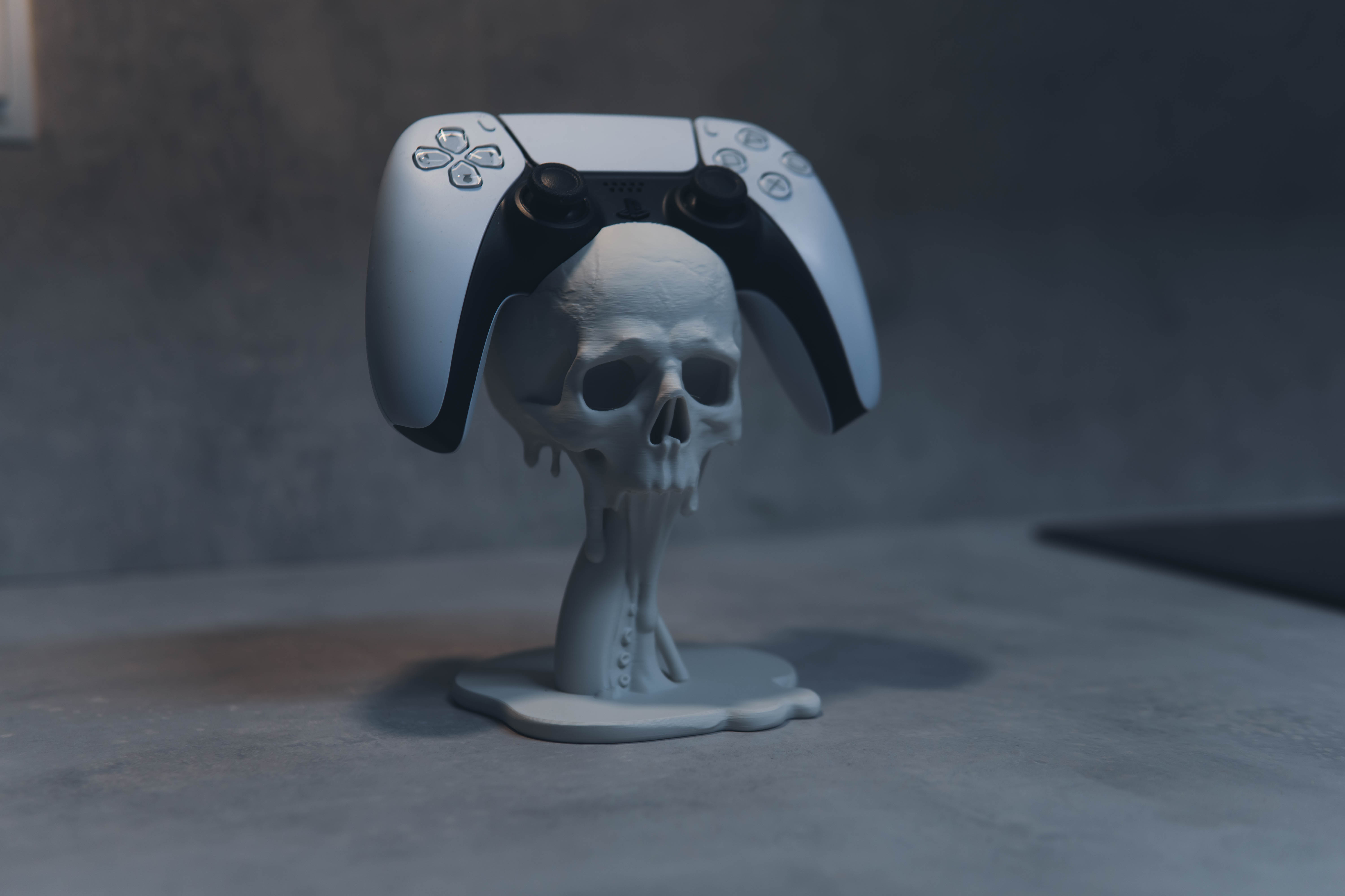 Skull & Tentacle Floating PS5 Controller Holder — miniatura 4