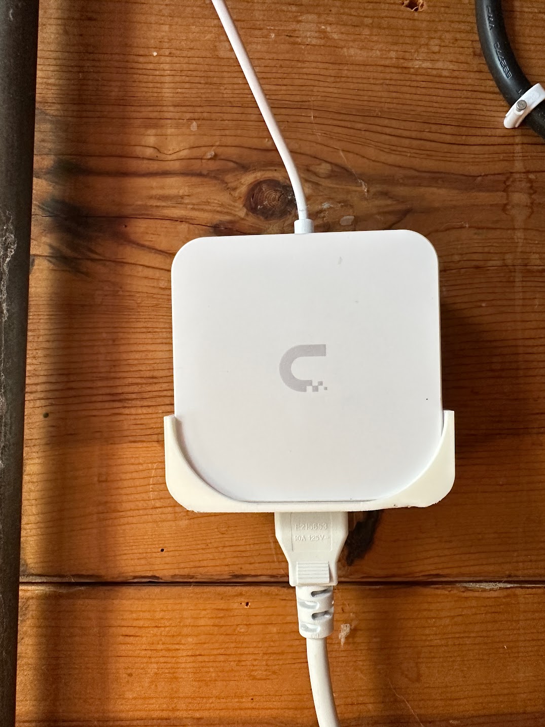 Ubiquiti Unifi Power Brick / PSU Wall Mount