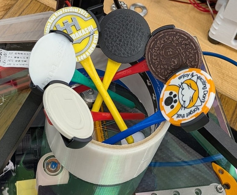 #MakerChip holder for Pegcil