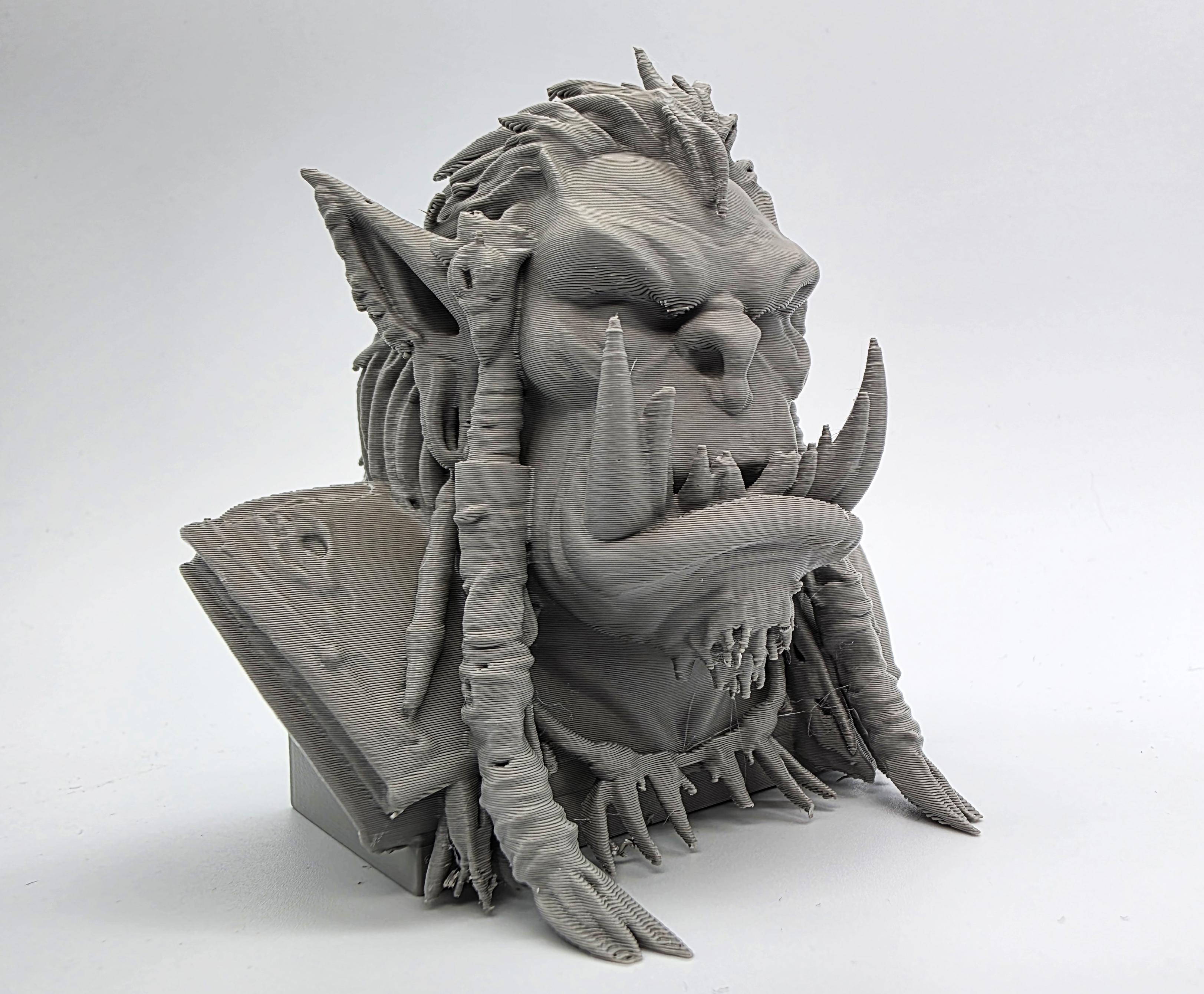 Miniatura 2 do modelo 3D Orc Chieftain Bust