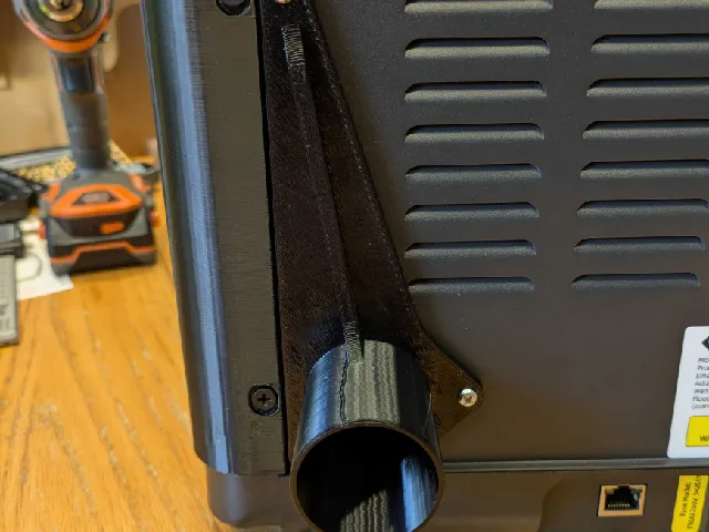 Adventurer 5M venting kit (for the non-Pro version). Easily vent to a 1.5" hose.