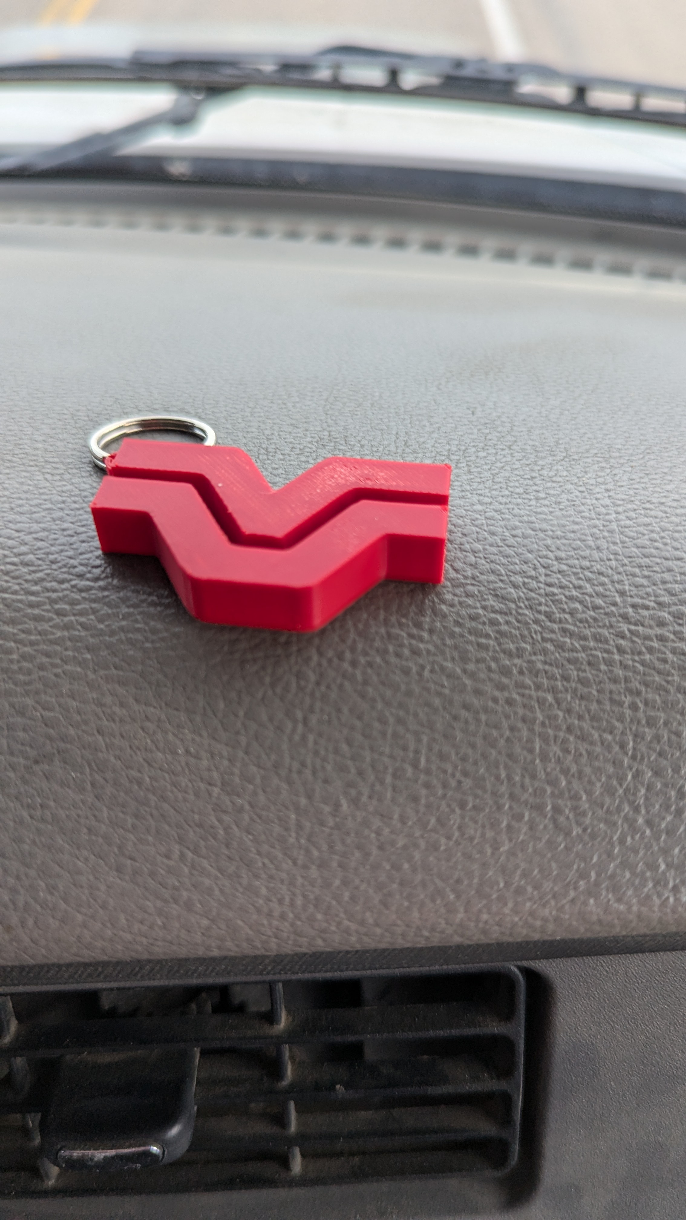 Versatile keychain