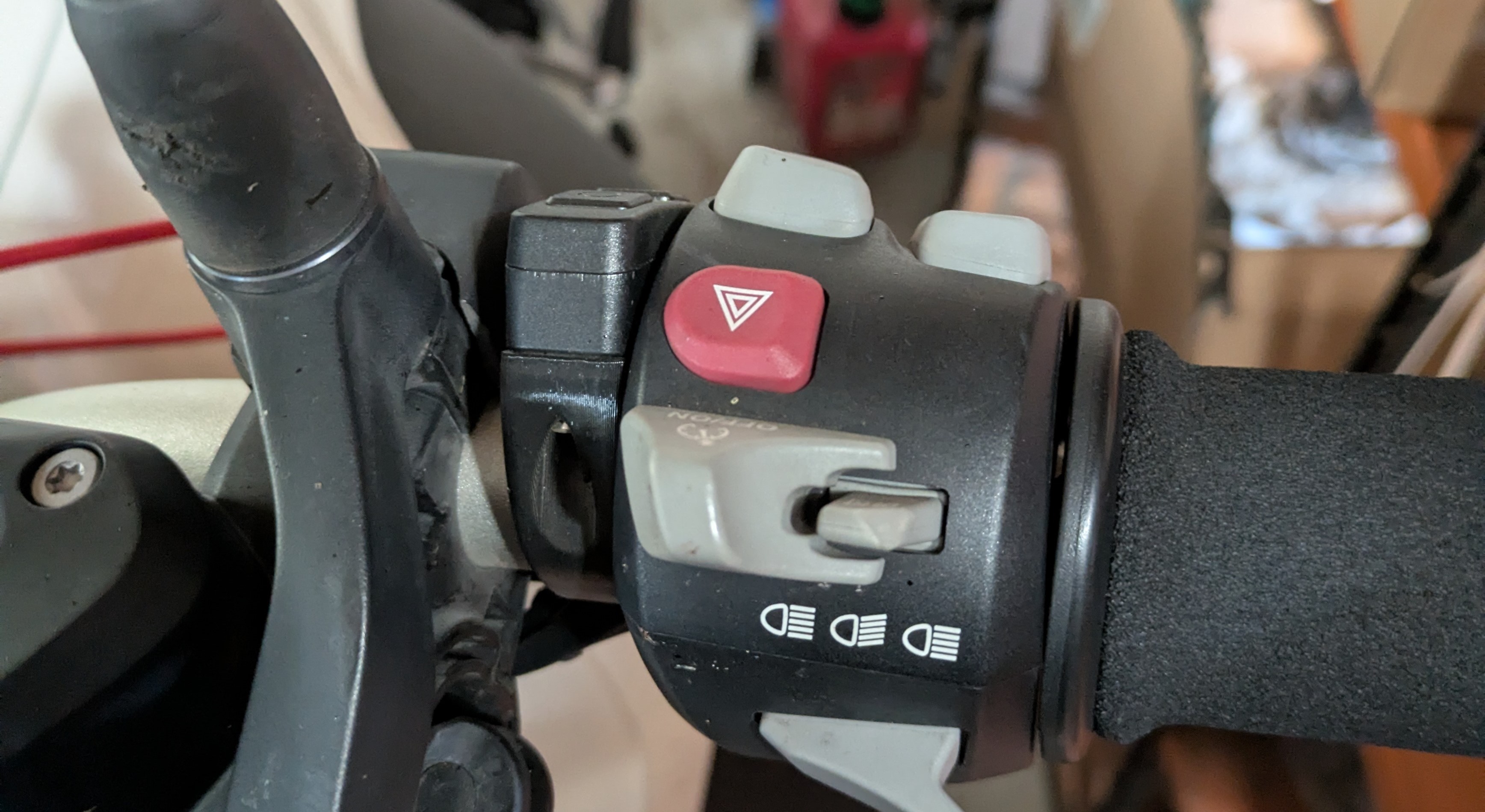 Carpuride W603D Controller Handlebar Offset Mount