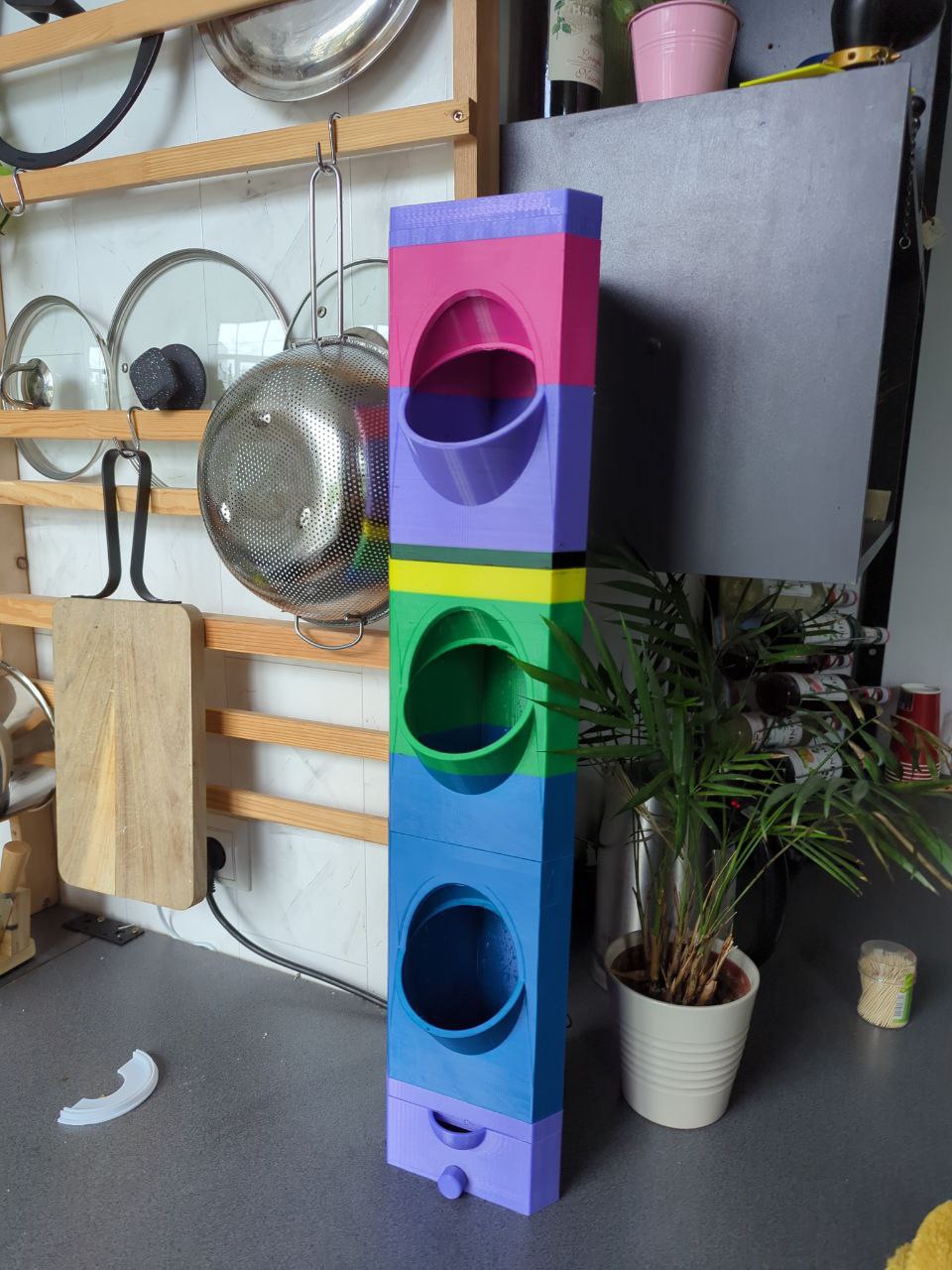 Miniatura 2 do modelo 3D Modular Hydroponic Garden Tower MK1 (Stackable)
