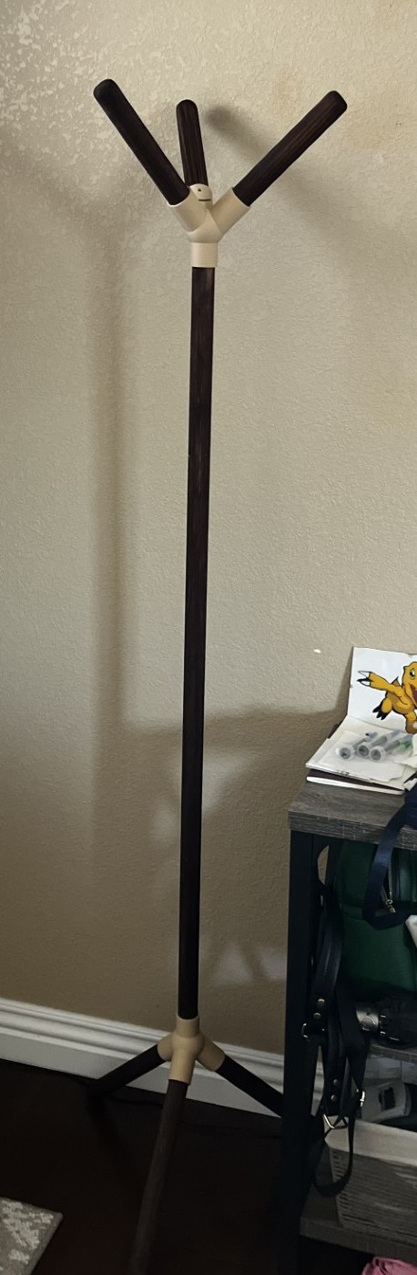 Free Standing Coat Rack Joint