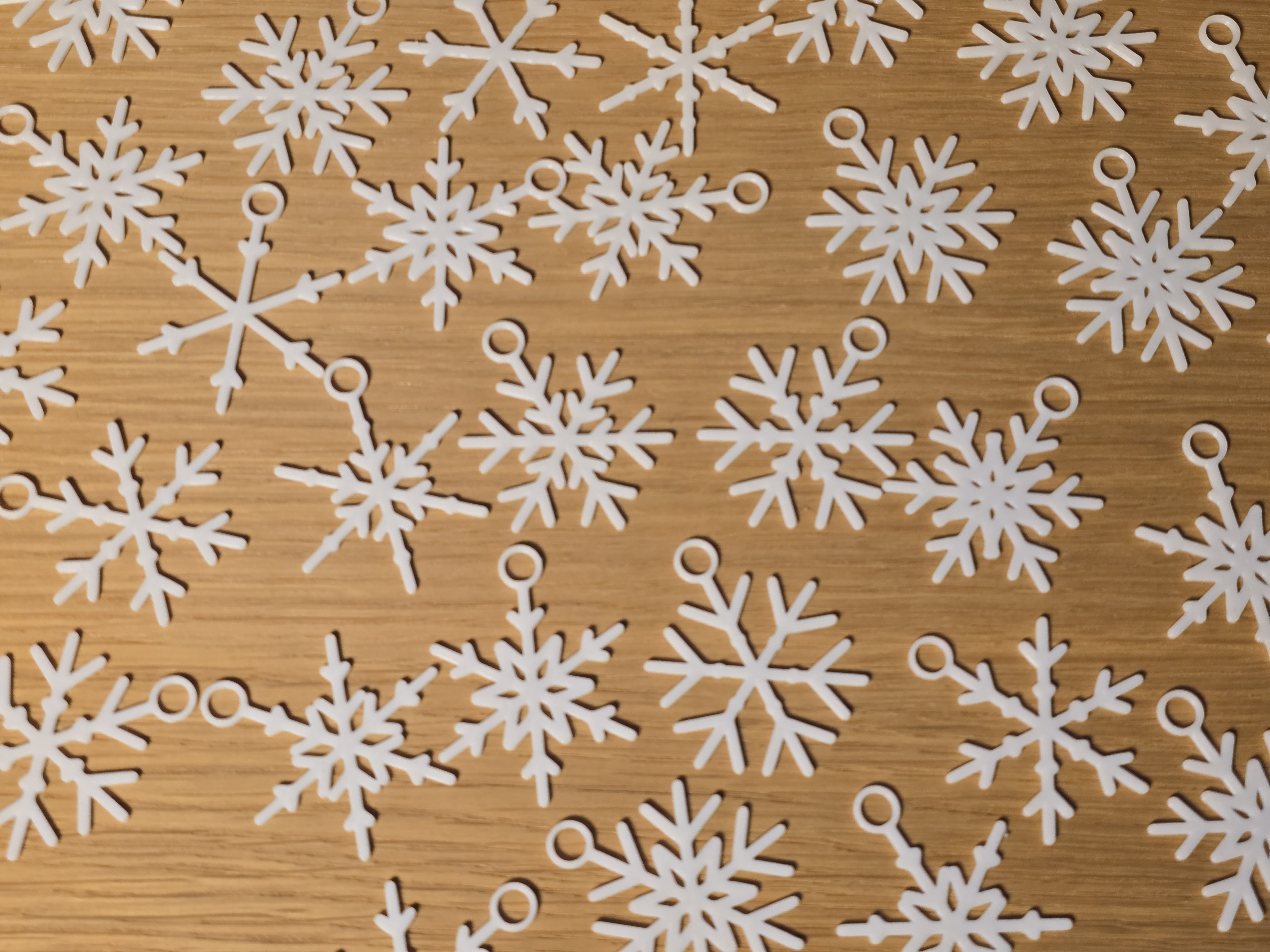 35 Schneeflocken Aufhänger Baumschmuck Weihnachten