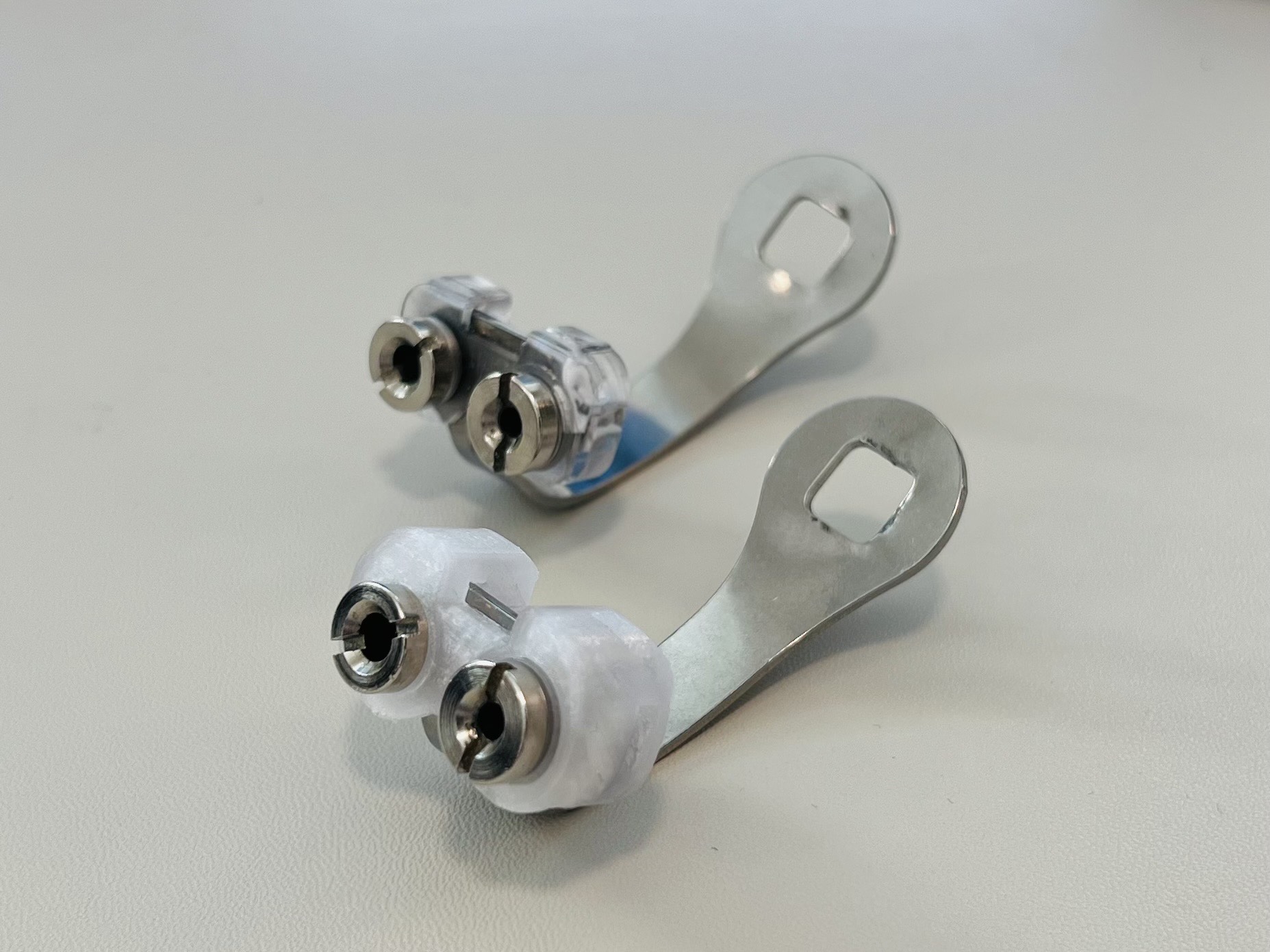 Leon Paul LP 2-Prong Socket