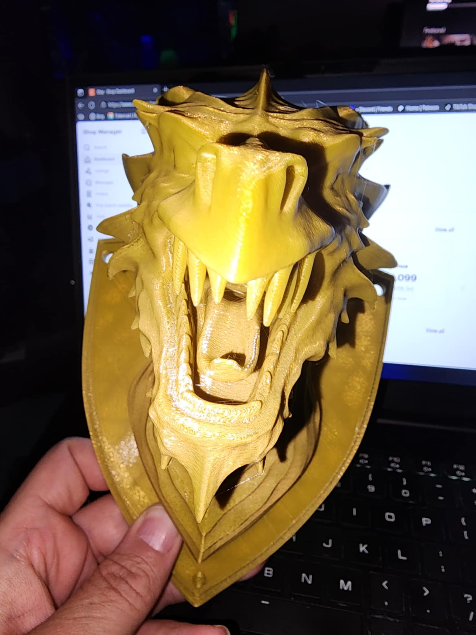 Miniatura 2 do modelo 3D Dragon Wall mount trophy