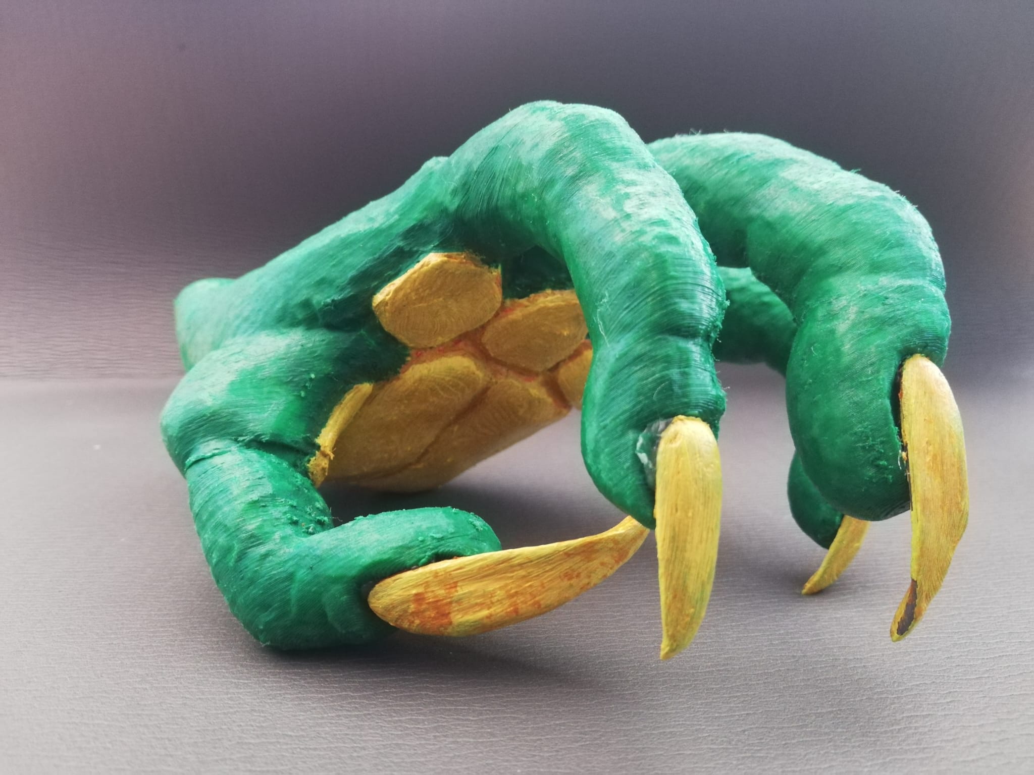 Dragon Claw Wall Mount for Sword