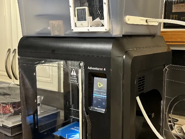 Filament Drybox with Filament Feeder