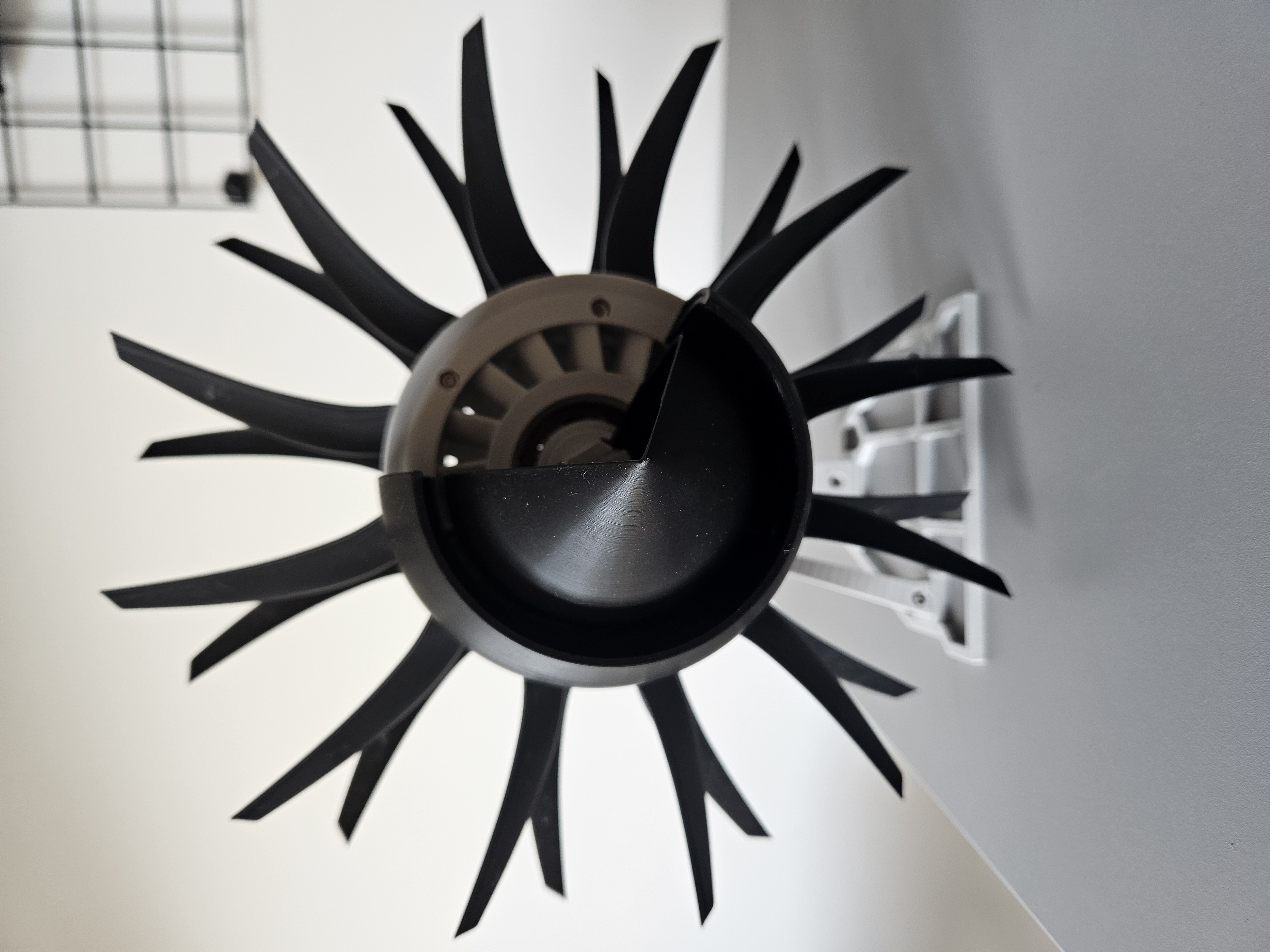 3d printable Jet engine - Propfan - no glue assembly — miniatura 11