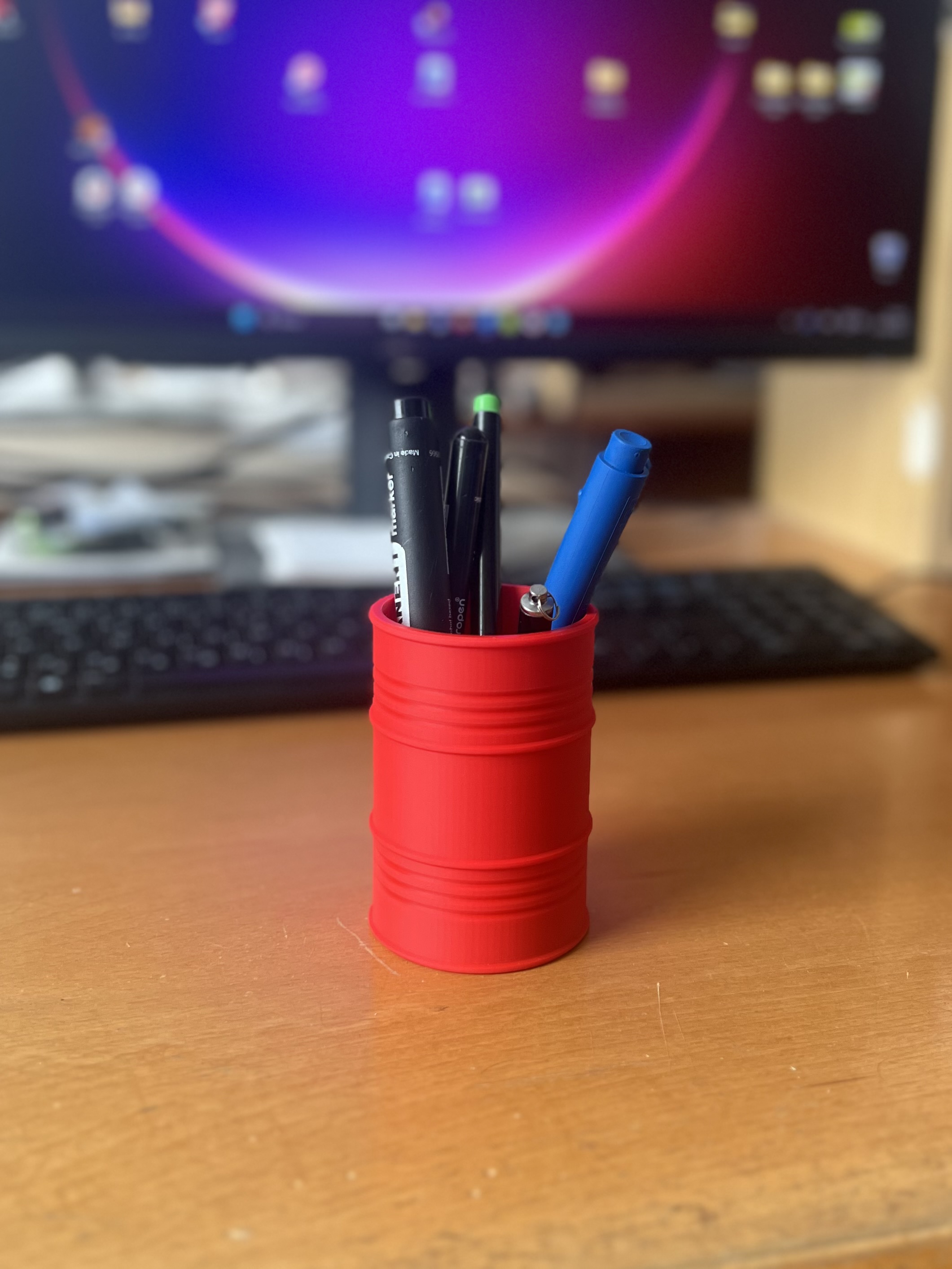 Oil Barrel Pen Holder