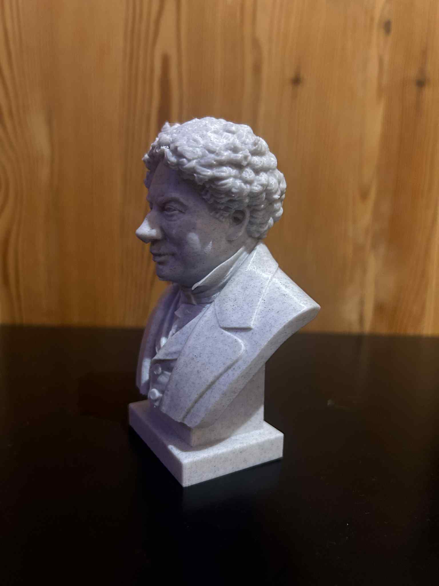 Alexandre Dumas – Buste — miniatura 4