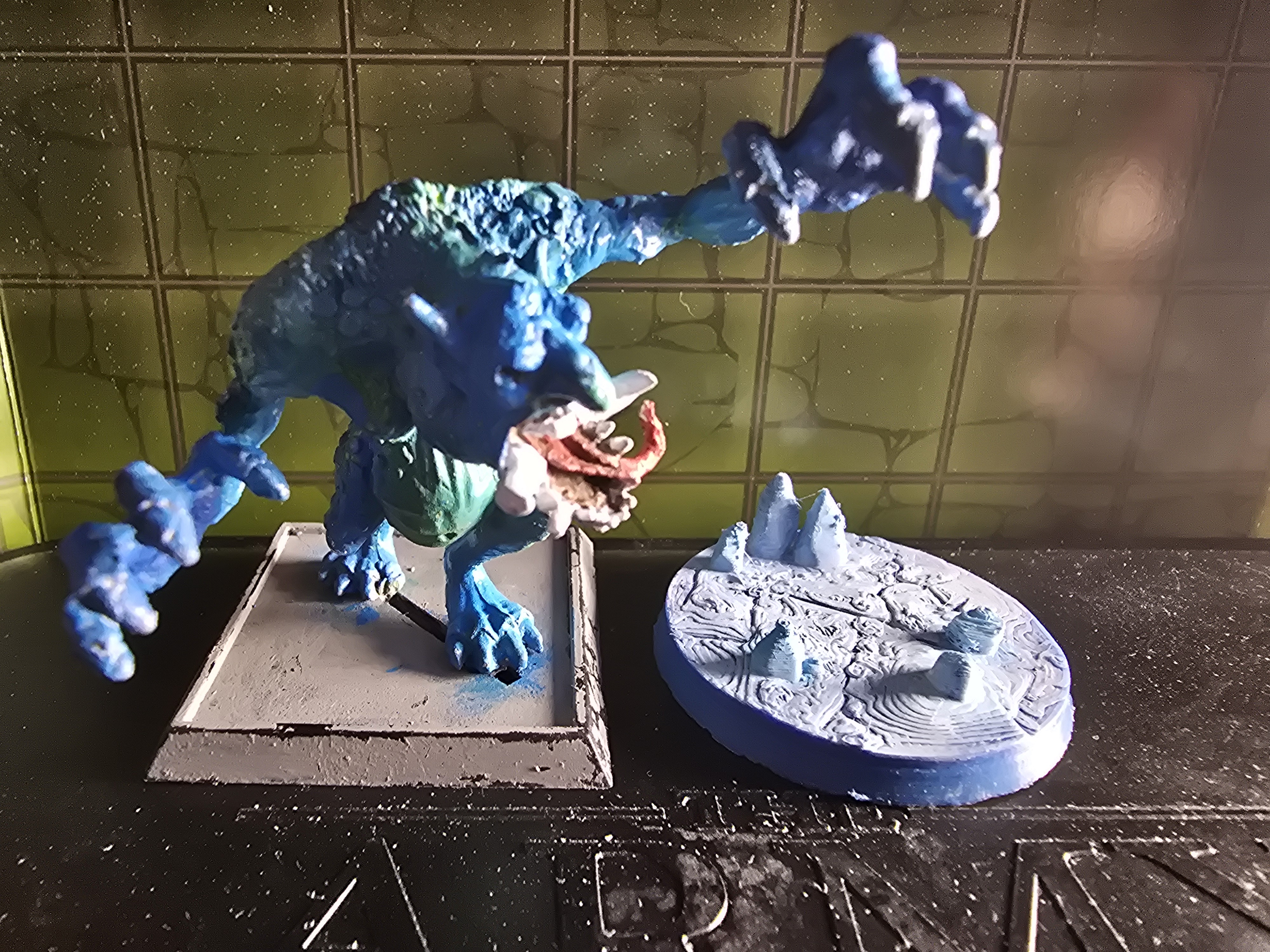 Ice textured round base for Roleplaying Miniatures