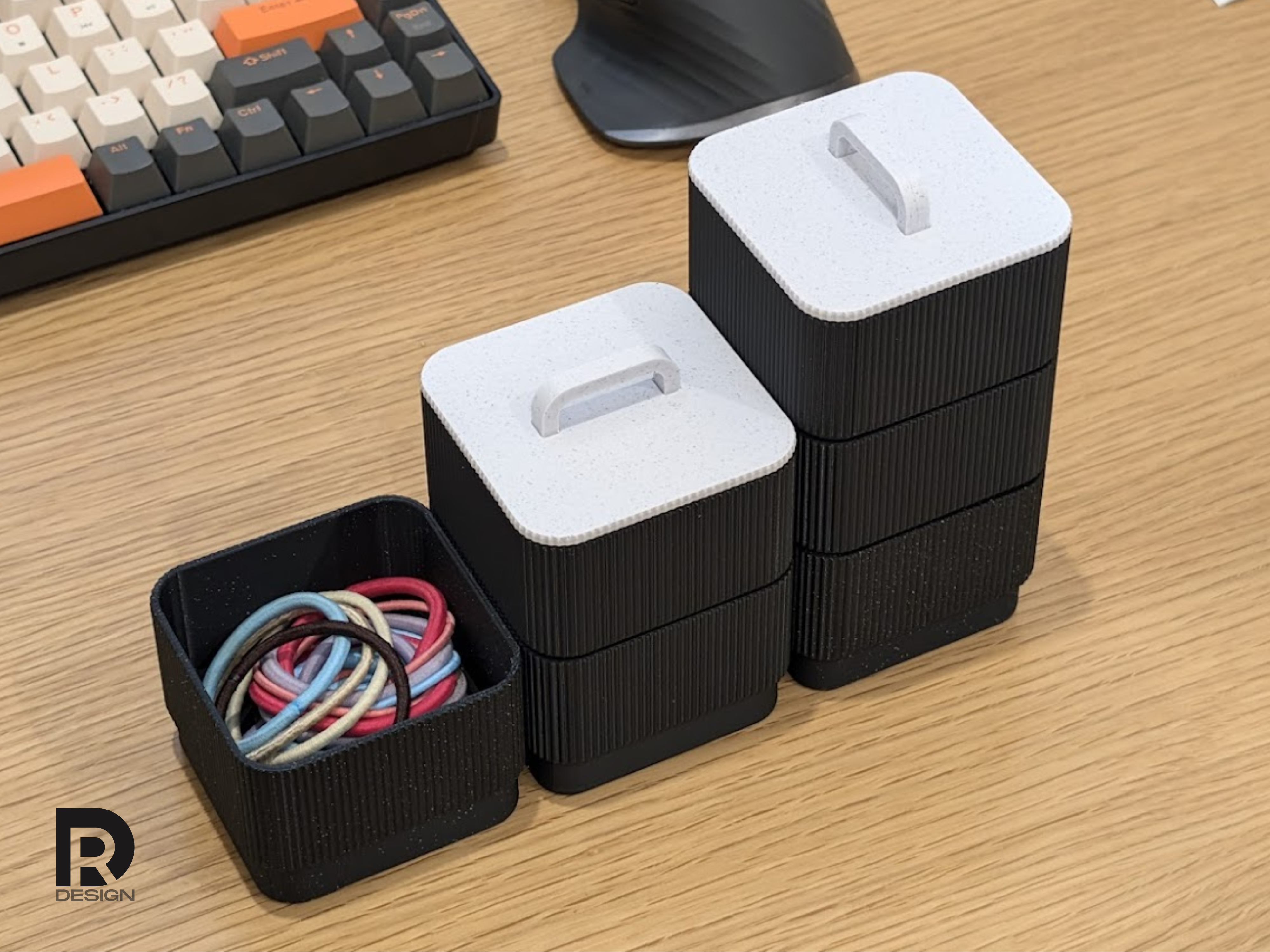 Miniatura 7 do modelo 3D Stylish Stackable Boxes with a ribbed outer design