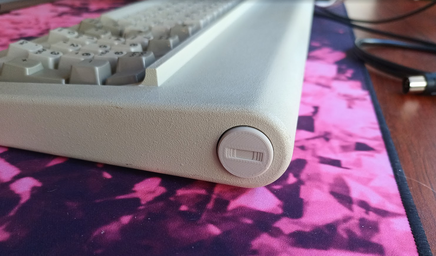 IBM PC - Model F Foot Stand Plug