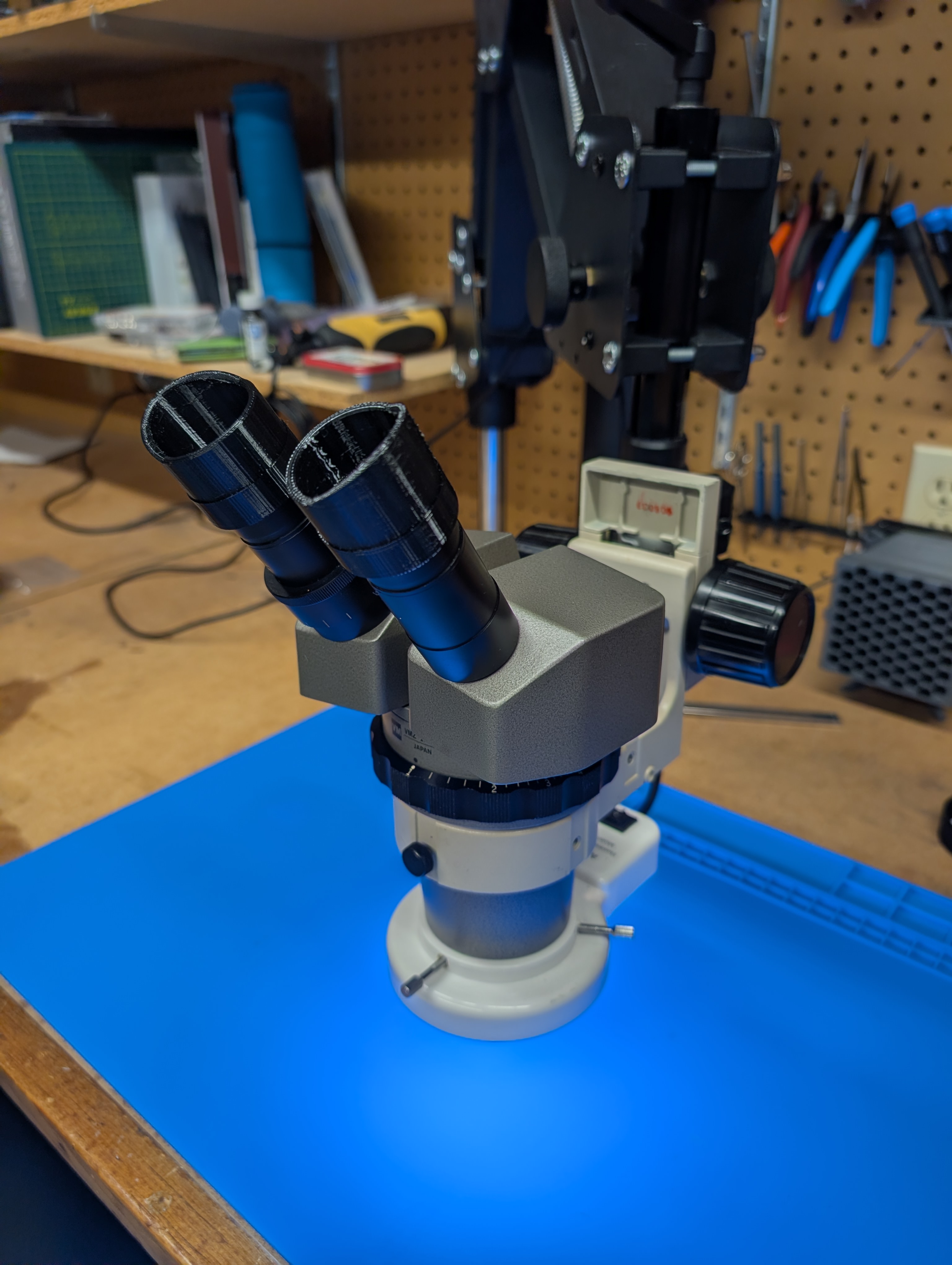 Microscope Eyepiece Shield