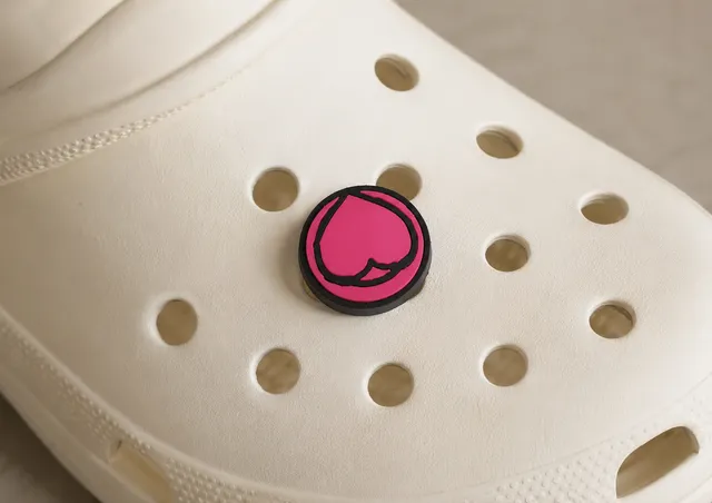 heart croc jibit