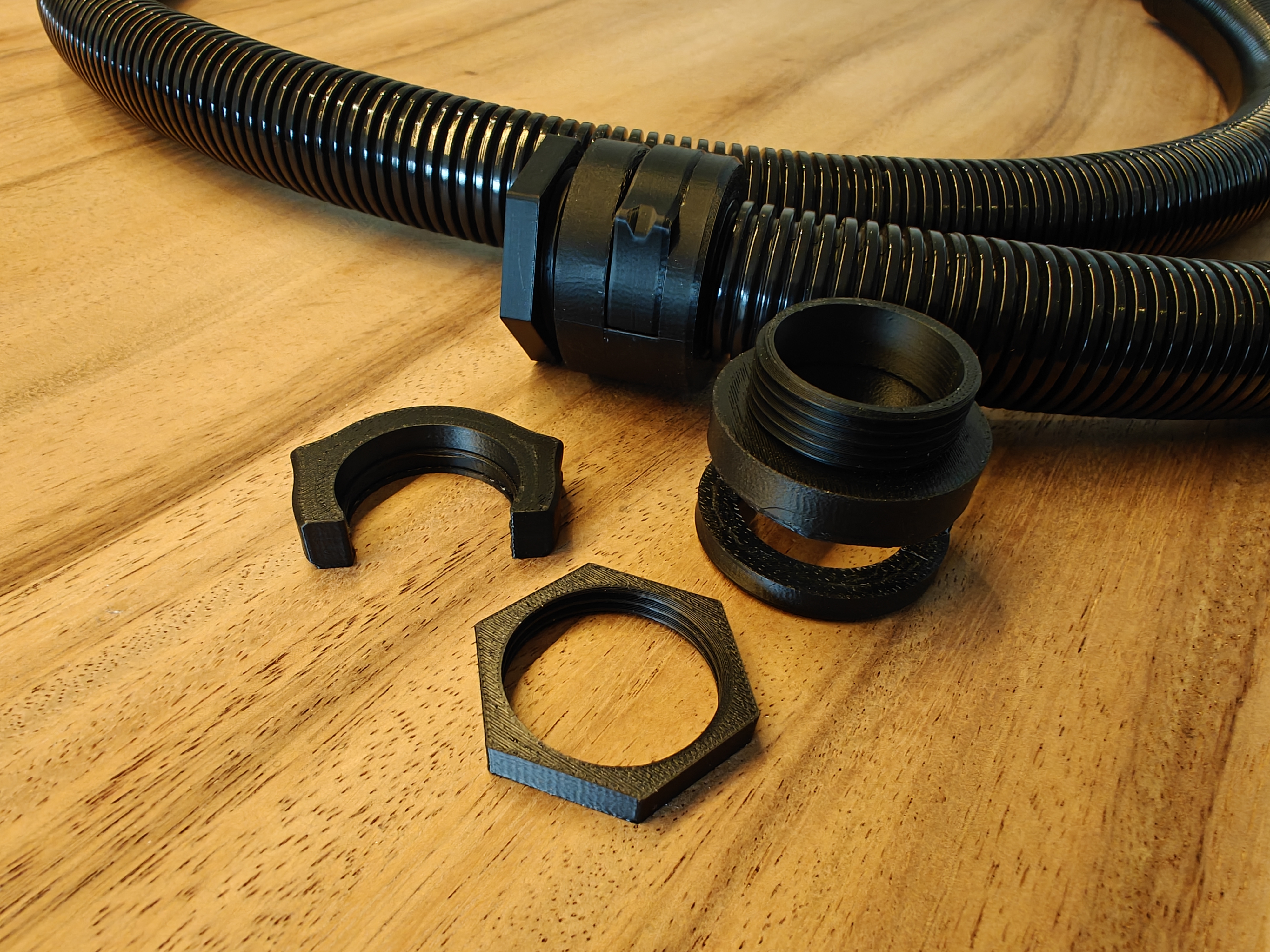 Cable gland M32-29mm conduit flex pipe