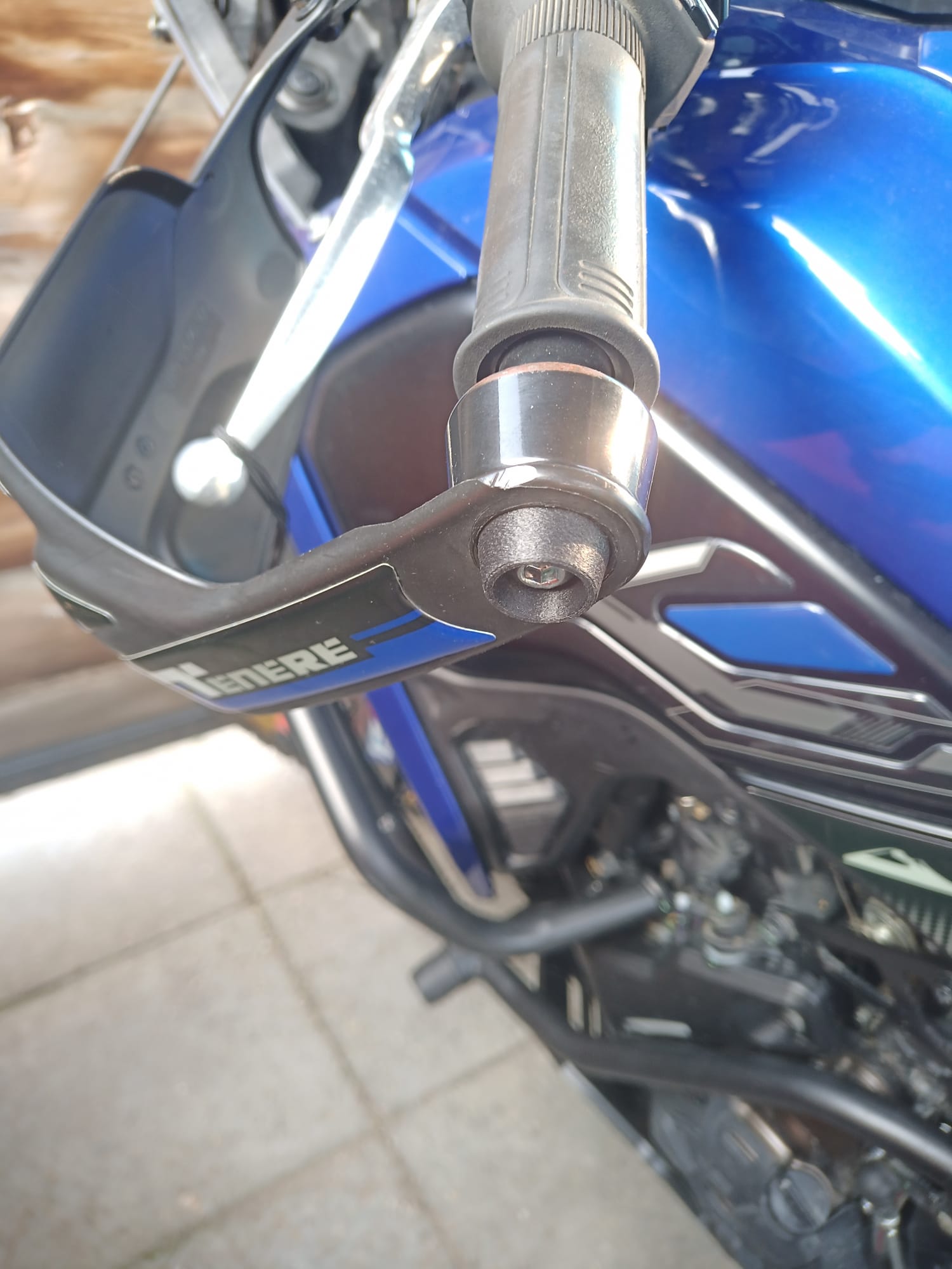 Tenere 700 bar end slider (and spacer) stock handguards