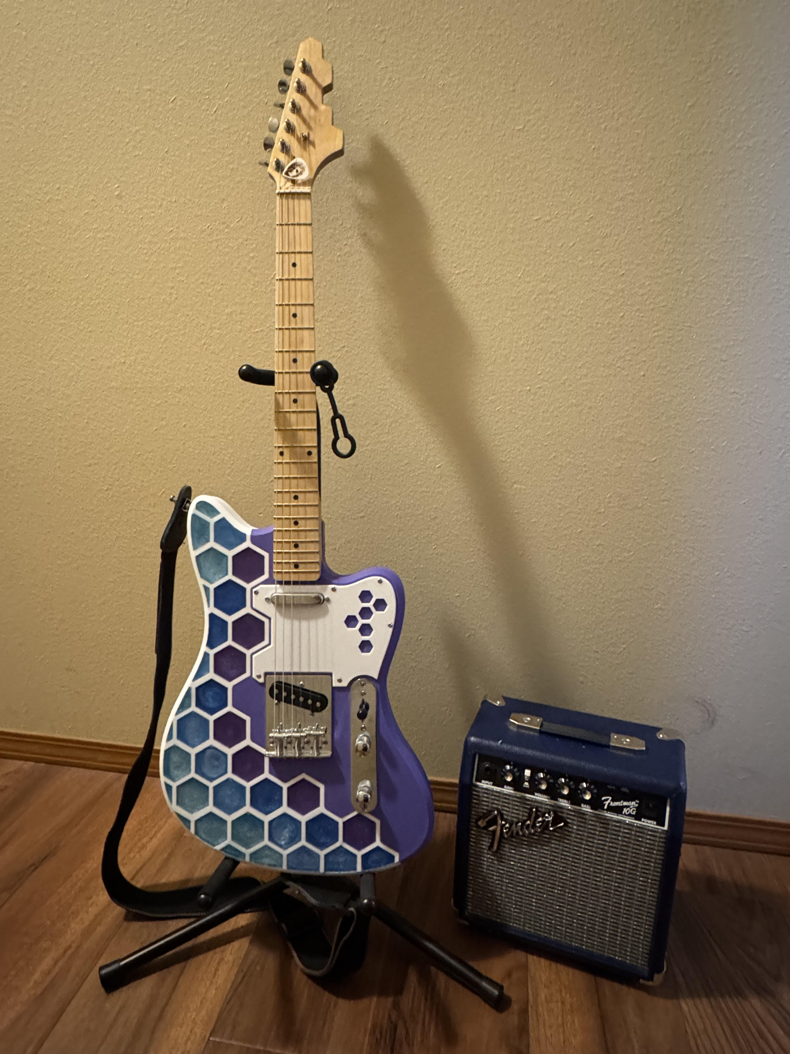 Prusacaster with Solid Back + Epoxy + Hexagon Pickguard (Reduced filament) — thumbnail 2