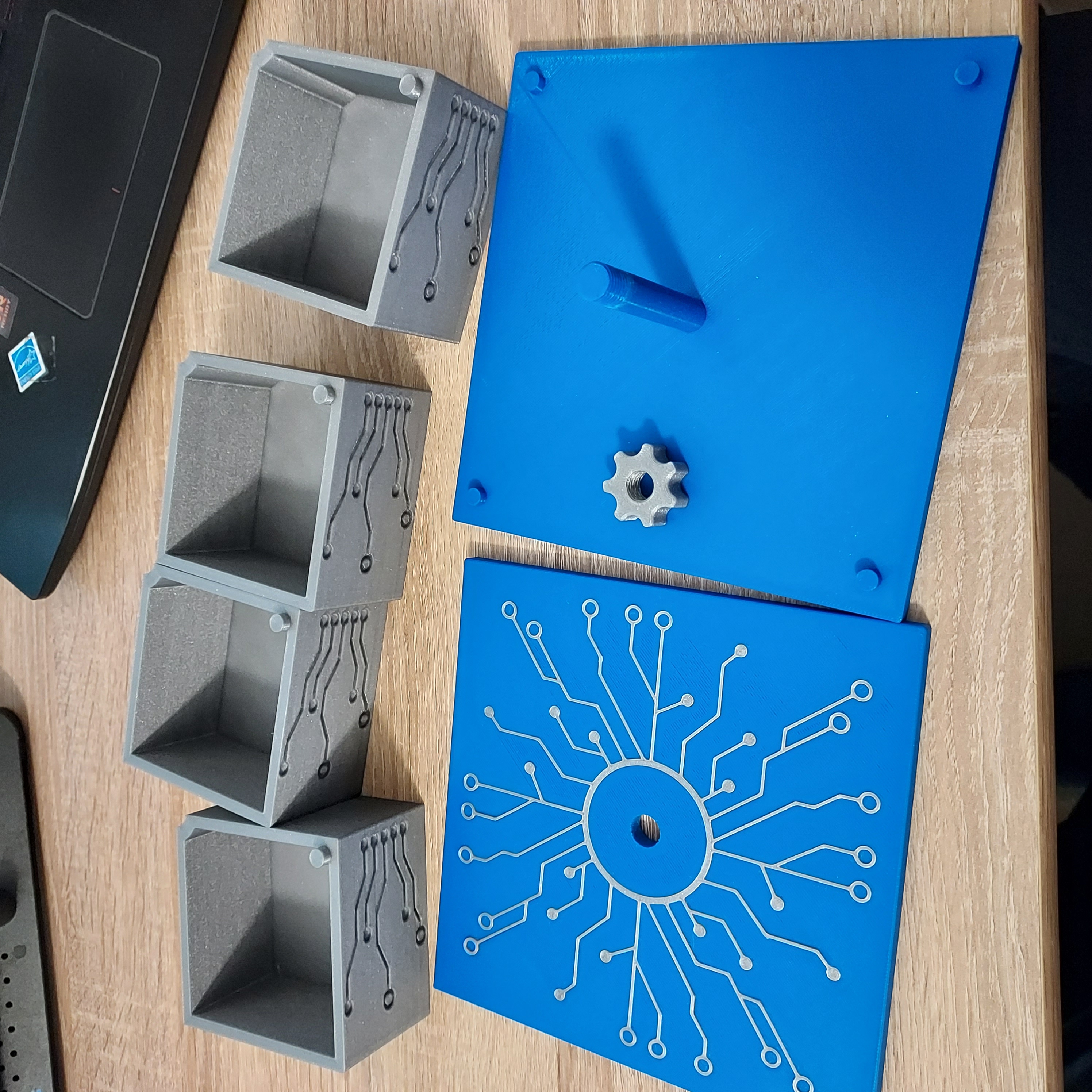 Electronic box - 4 compartments — thumbnail 3