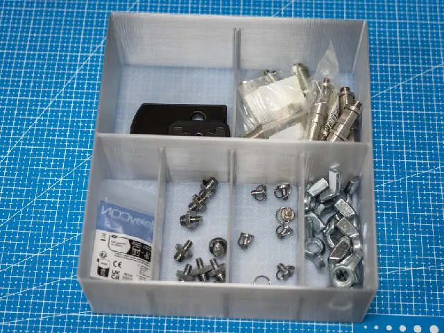 Desktop organizer - rigid