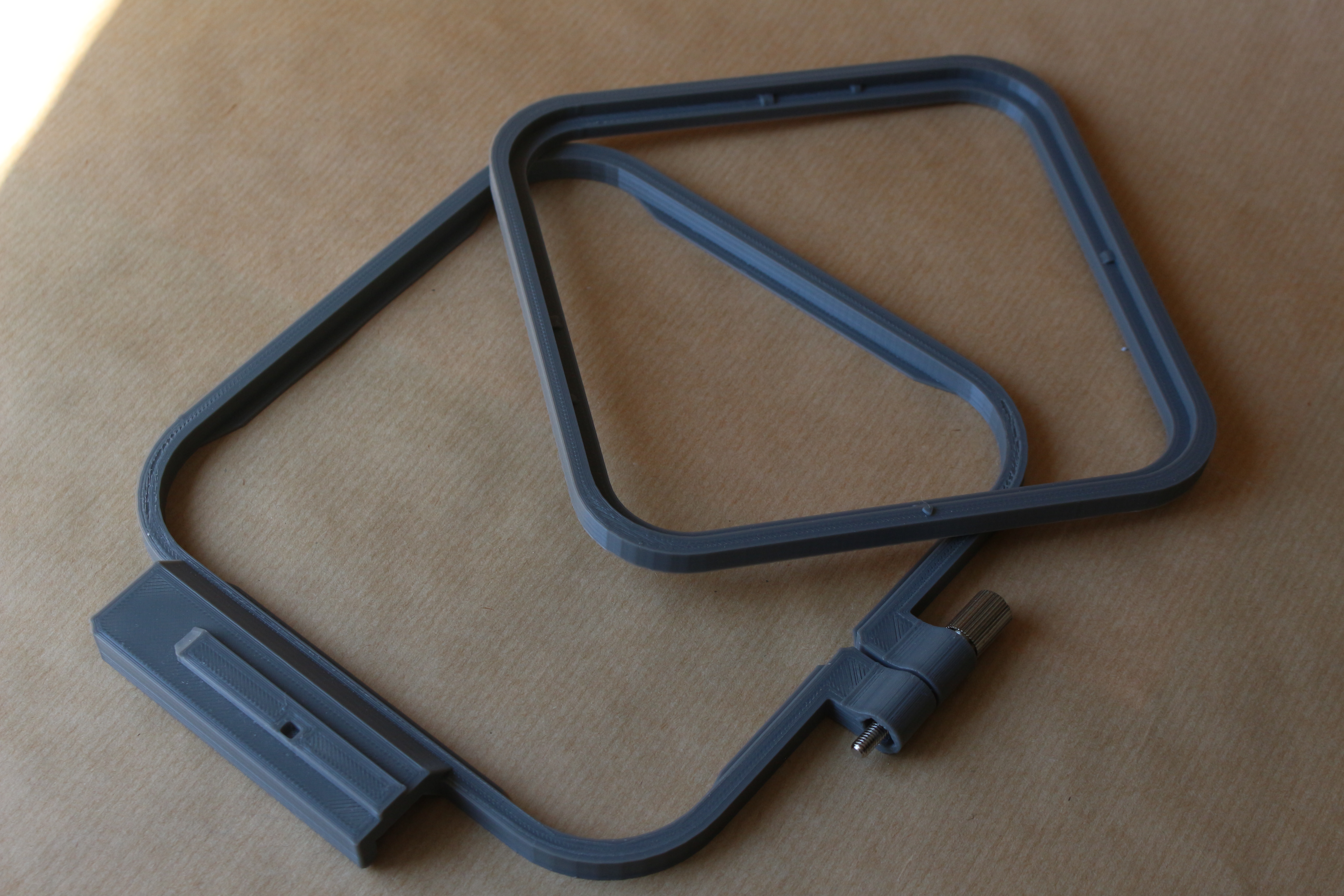 Bernina Chicago 7 Hoop (100x100mm & 40x40mm)