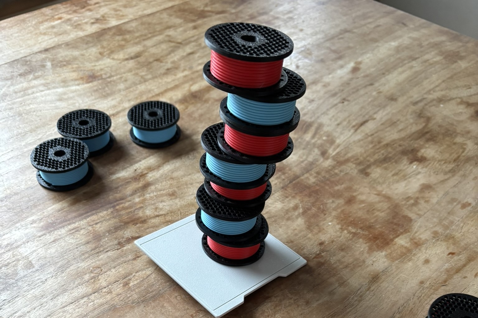 Spool stacking game