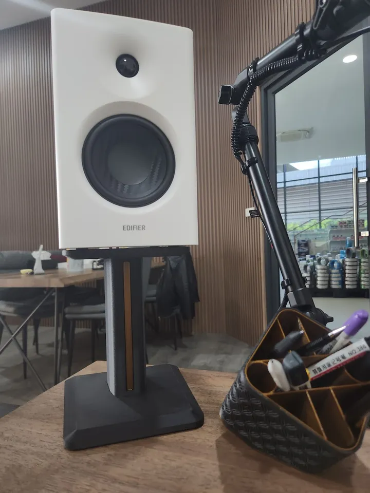 Edifier MR4 Speaker Stand by FunFunBoy | Download free STL model