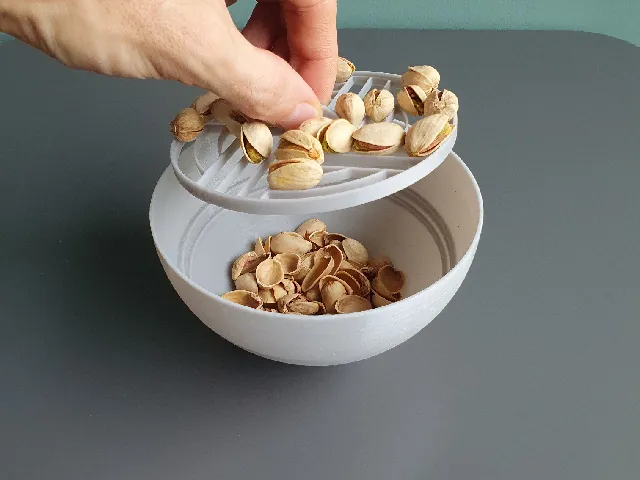Pistachio Shaker Bowl