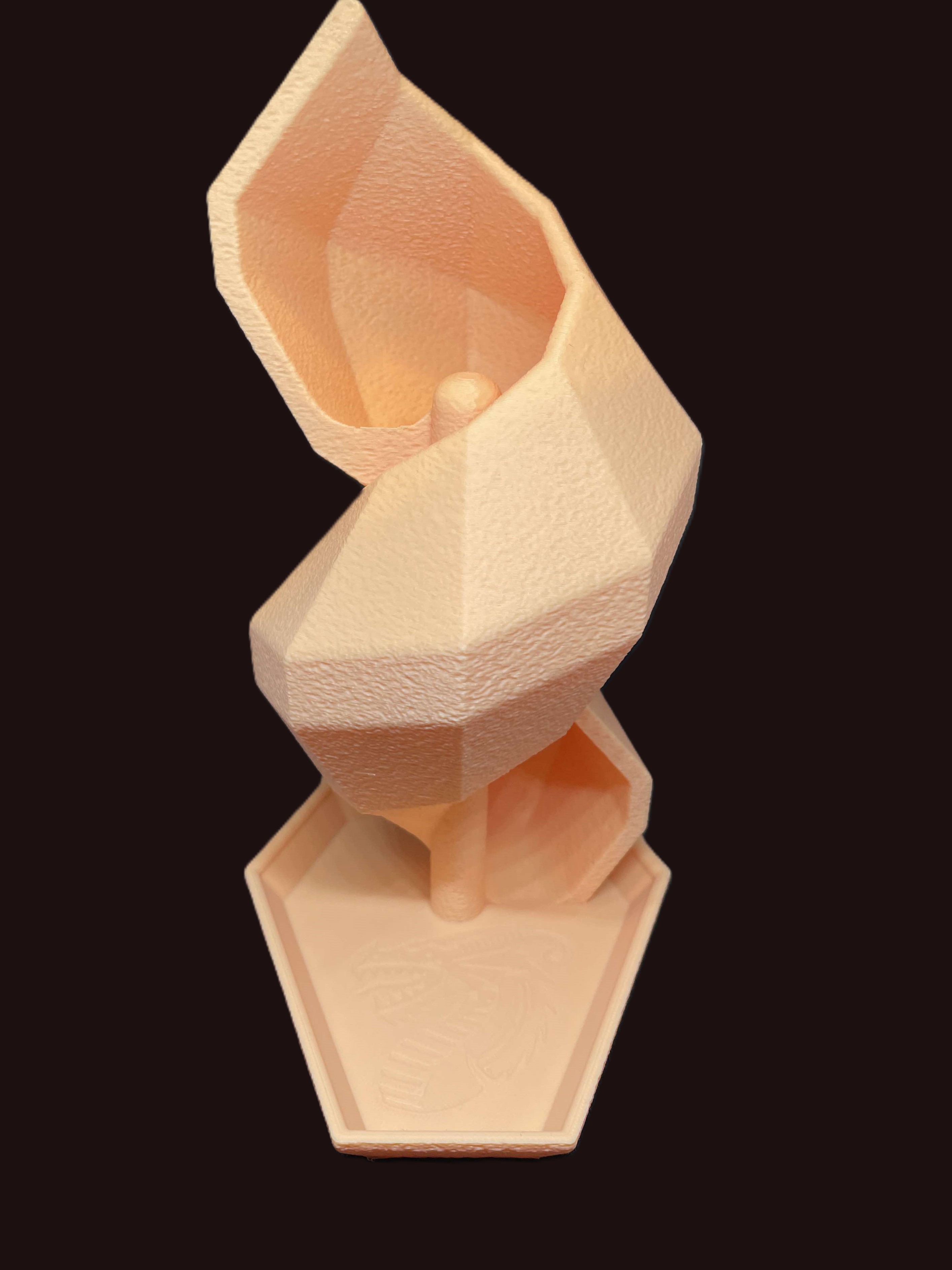 Miniatura 2 do modelo 3D Spiral Shell Dice Tower