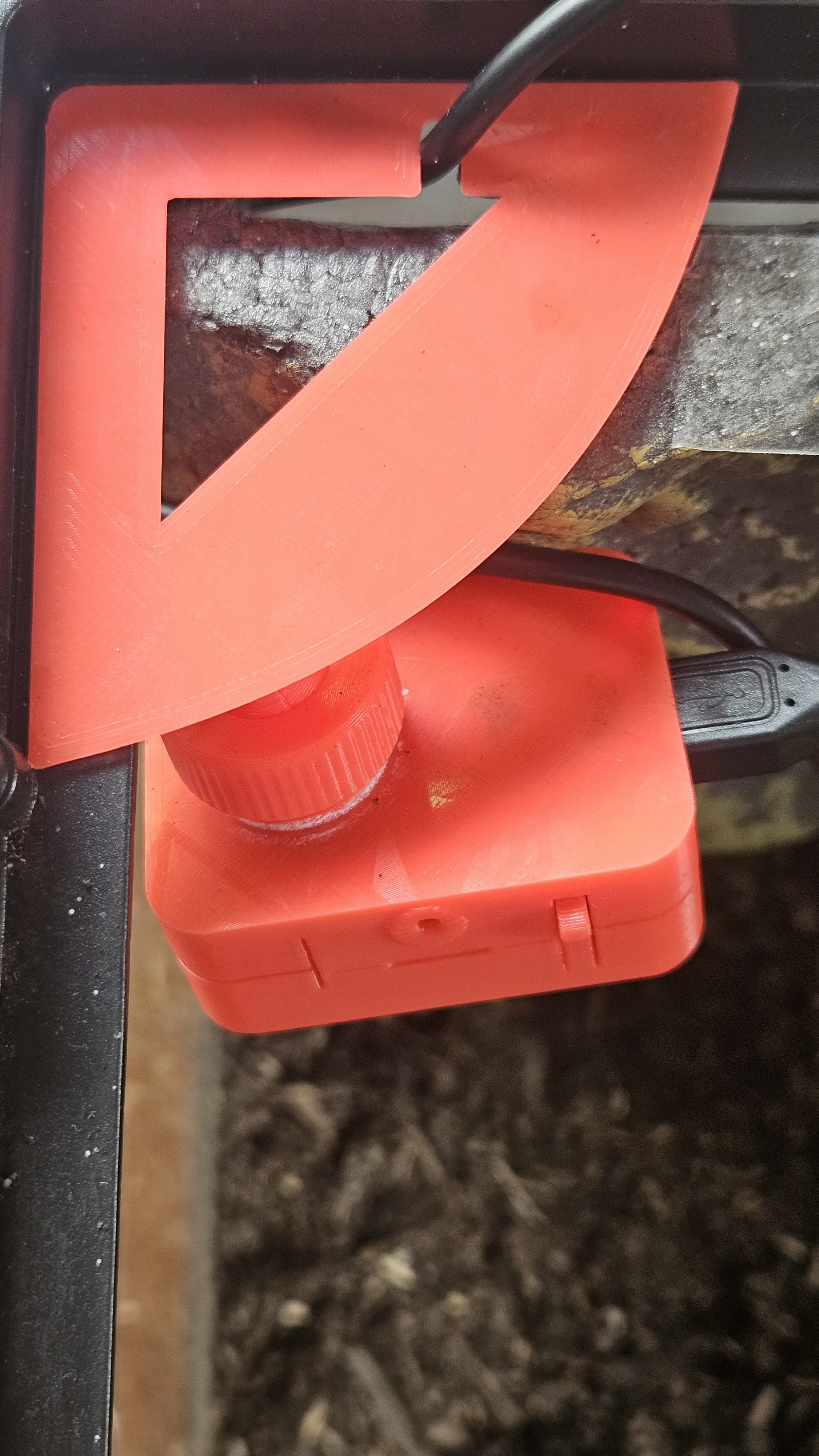 ESP32 CAM Mount for ExxoTerra 30x30 Terrarium