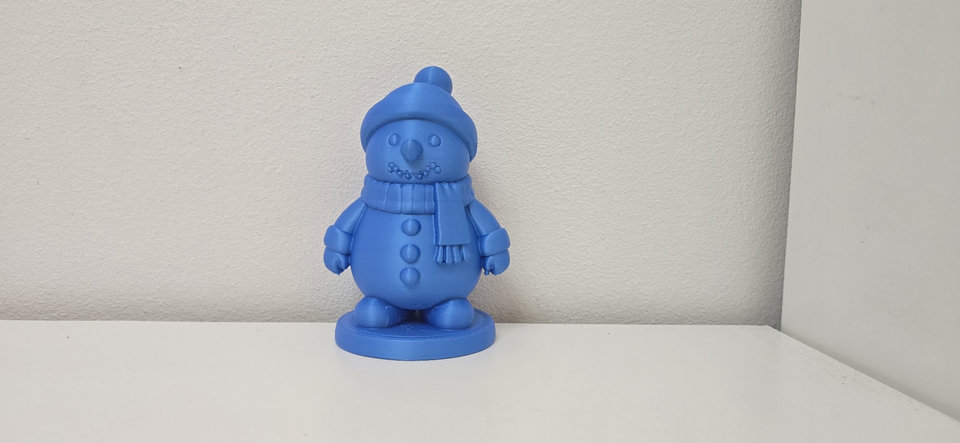 Smiling Classic Snowman Christmas Figurine