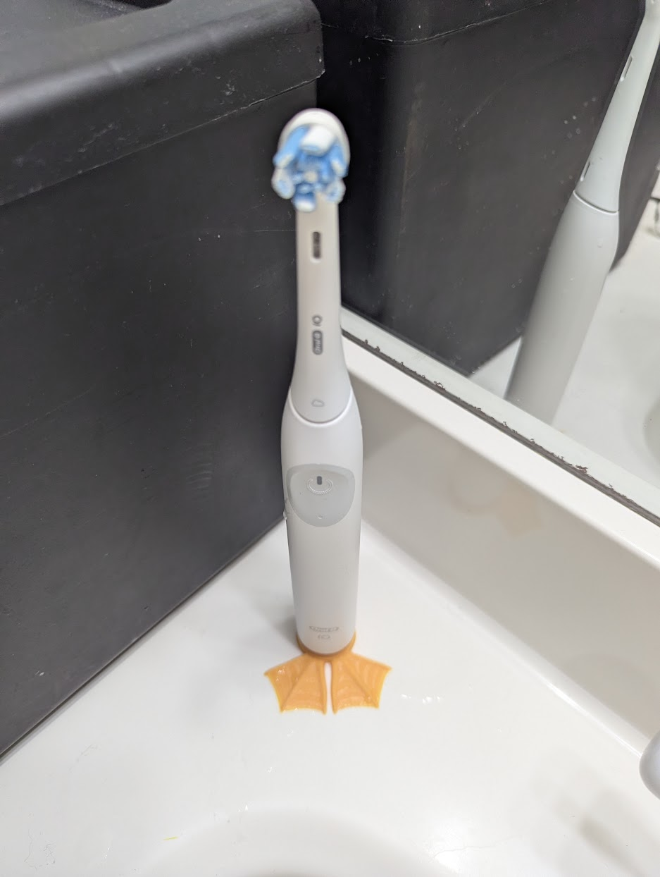 Remix of duck's feet for Oral-B toothbrushes with a larger base