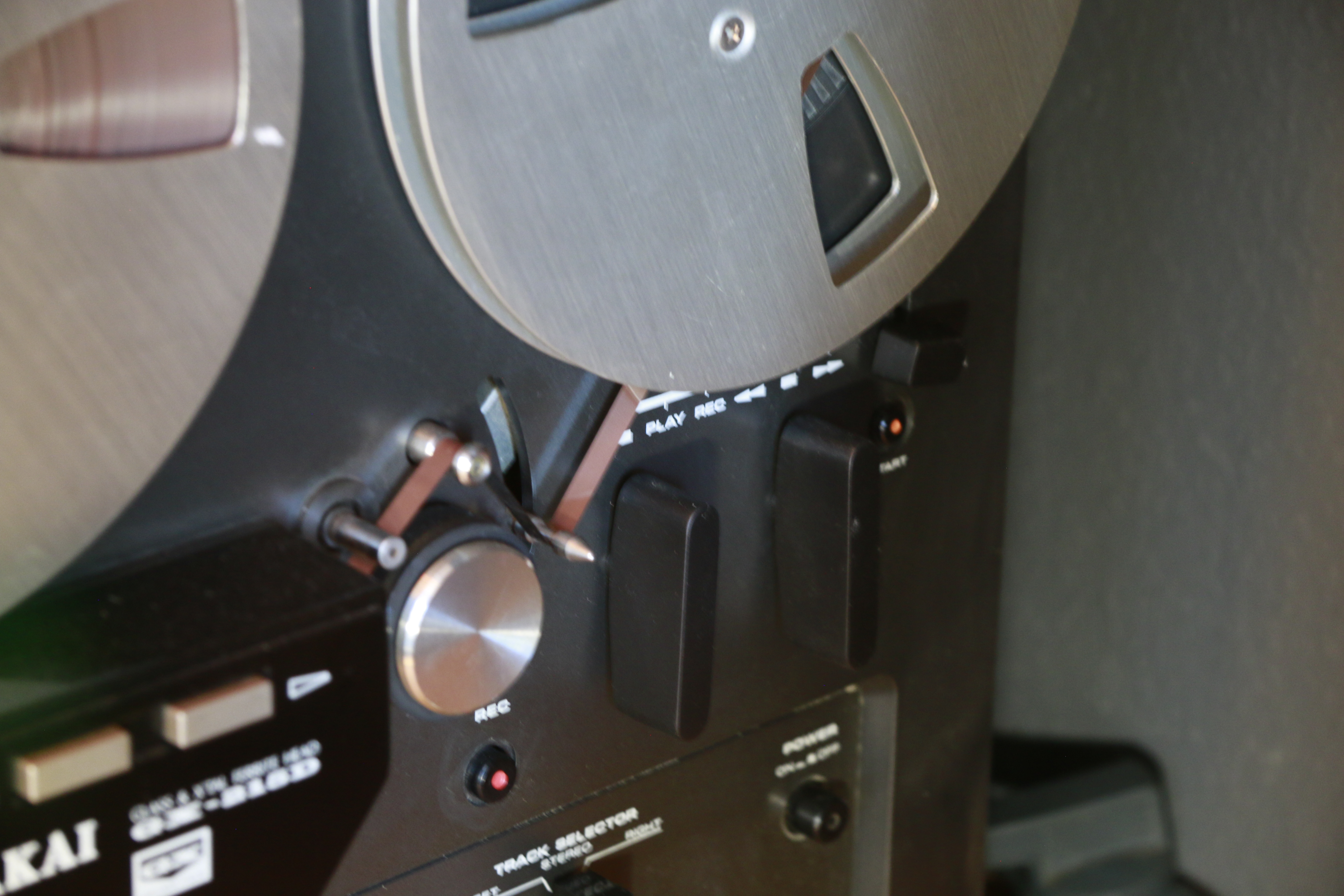 Akai GX-215D play/rec/fastforward/reverse knob