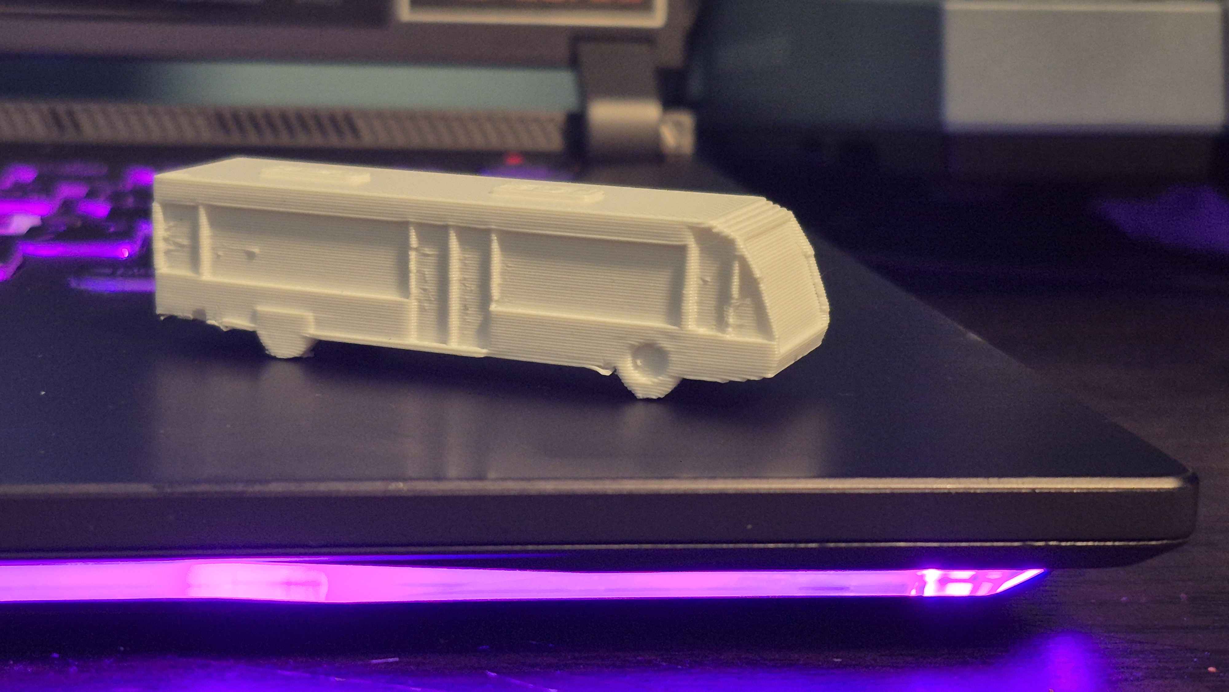 Simple Airport Bus - Inspired by COBUS