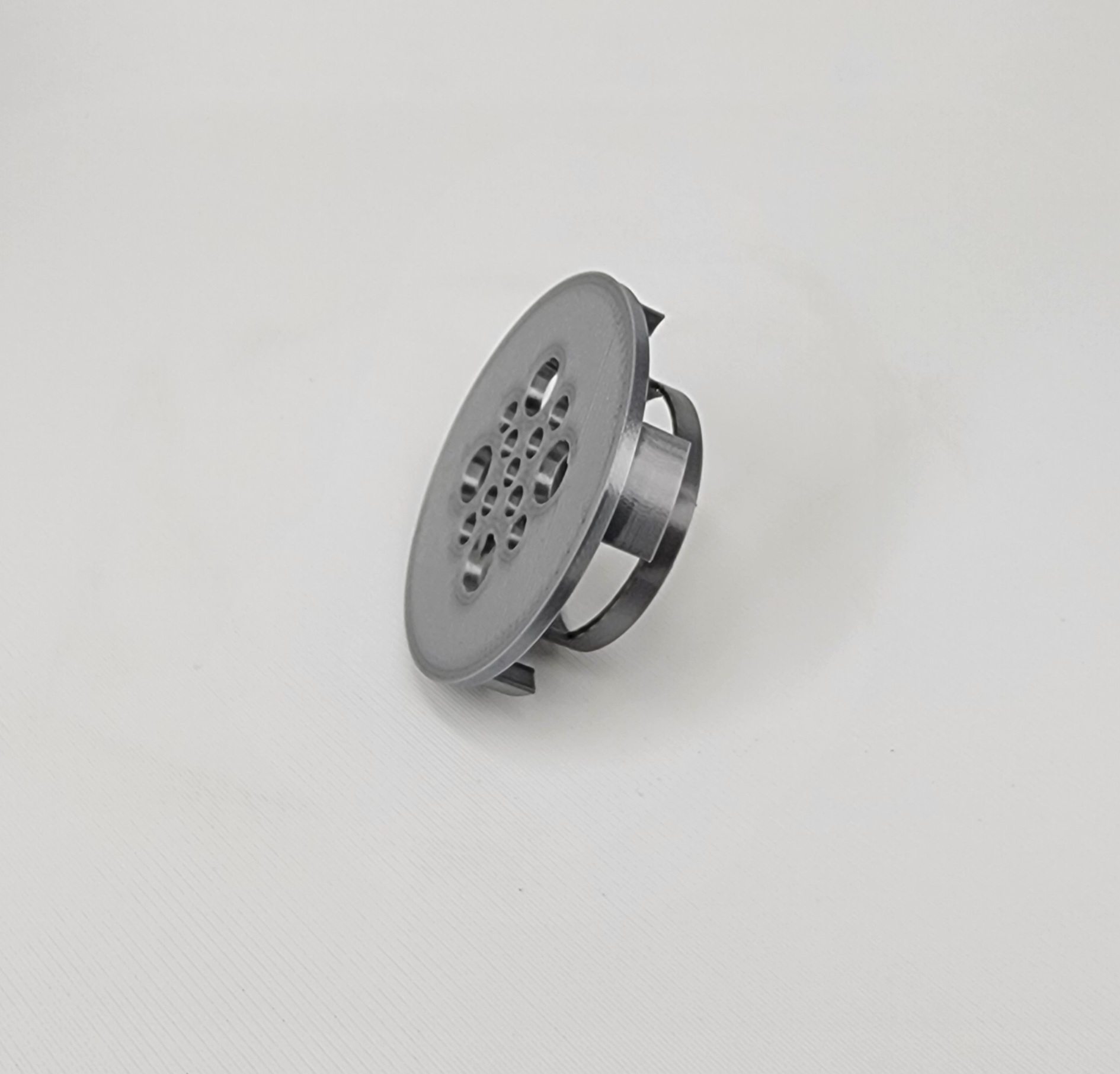Low-Profile Sink Drain Strainer / Splash-Reducing Drain Cover 3D model